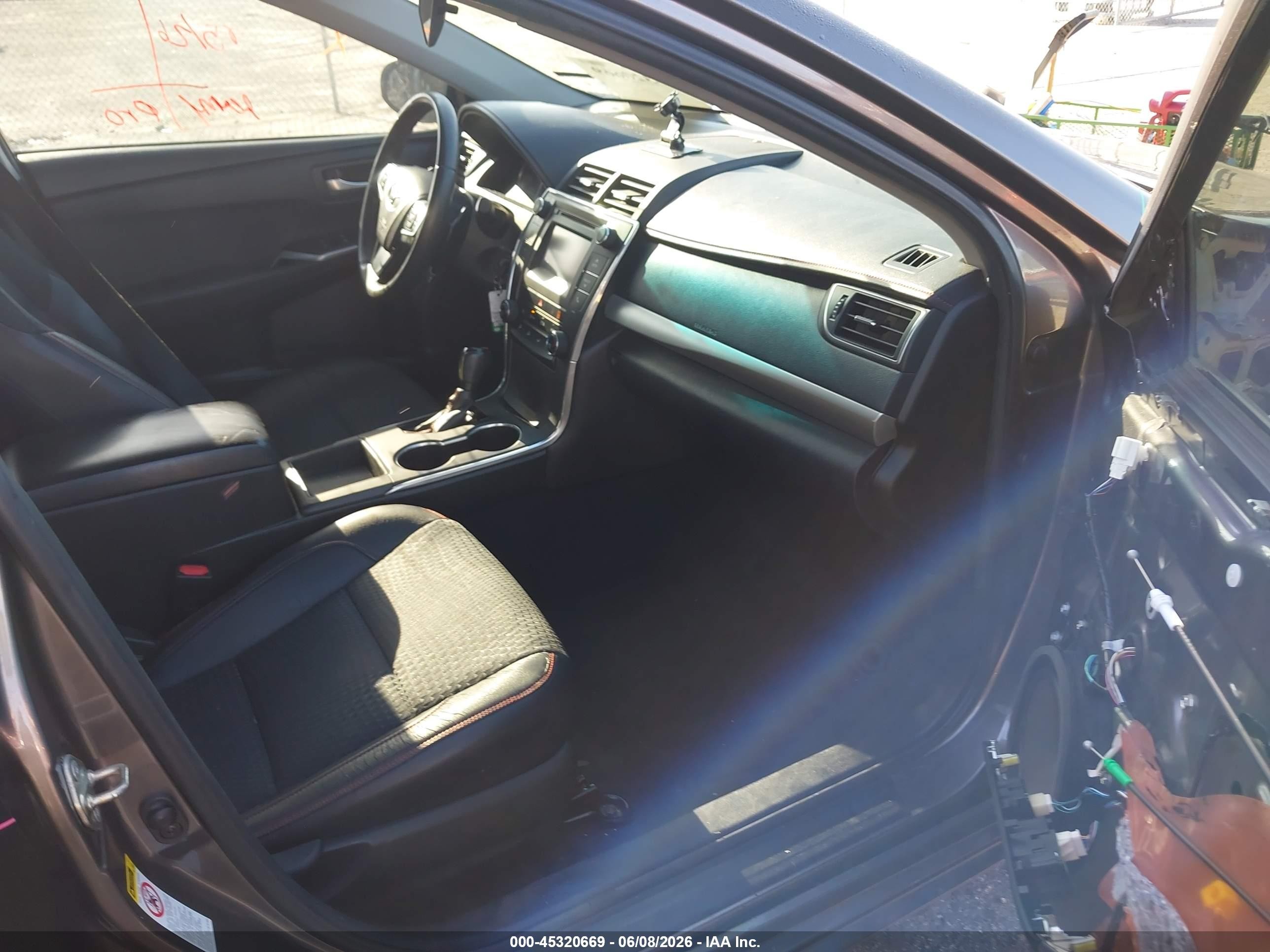 2015 Toyota Camry Se Brown vin: 4T1BF1FK7FU492254