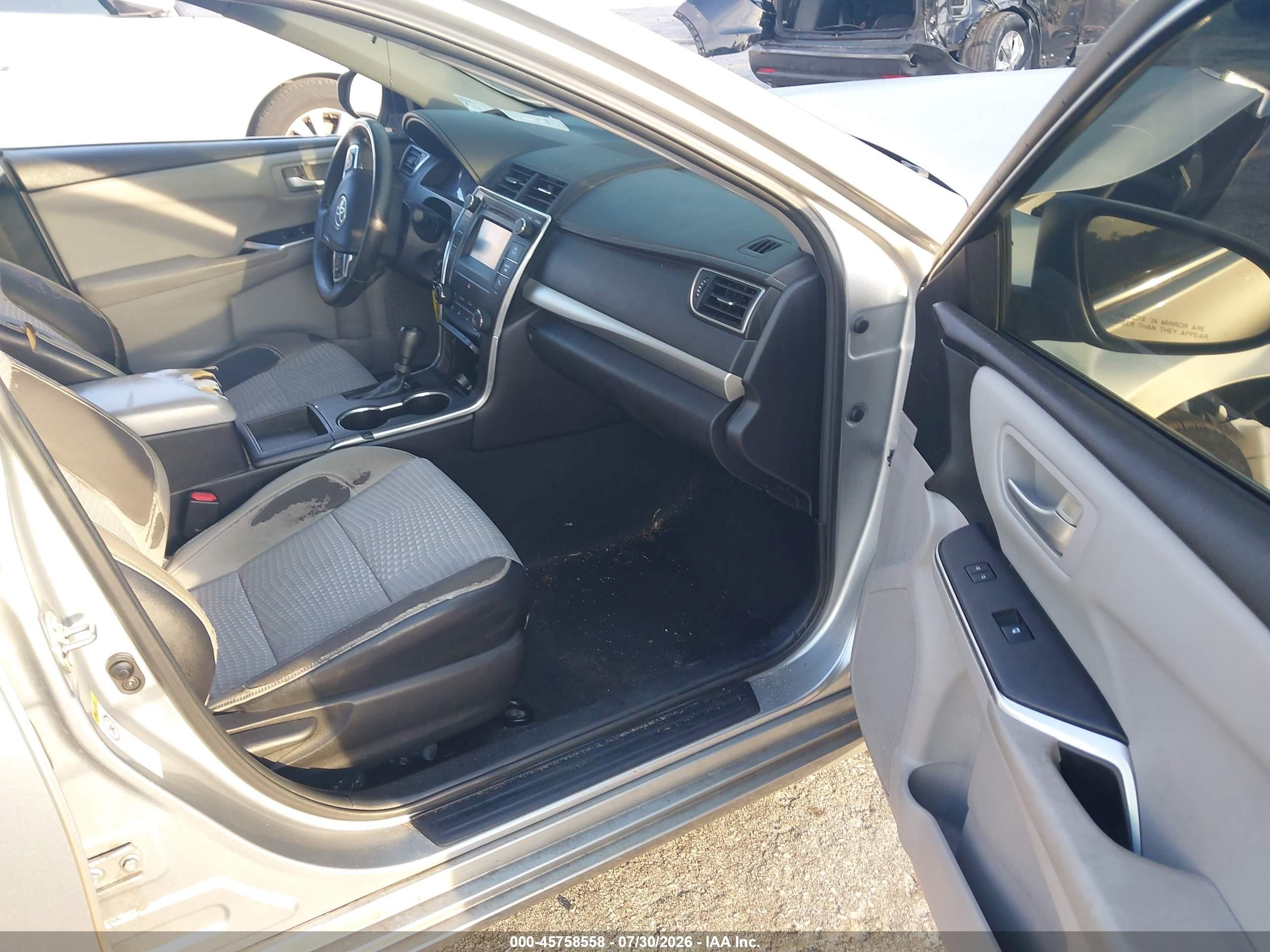 2015 Toyota Camry Se Silver vin: 4T1BF1FK7FU499737