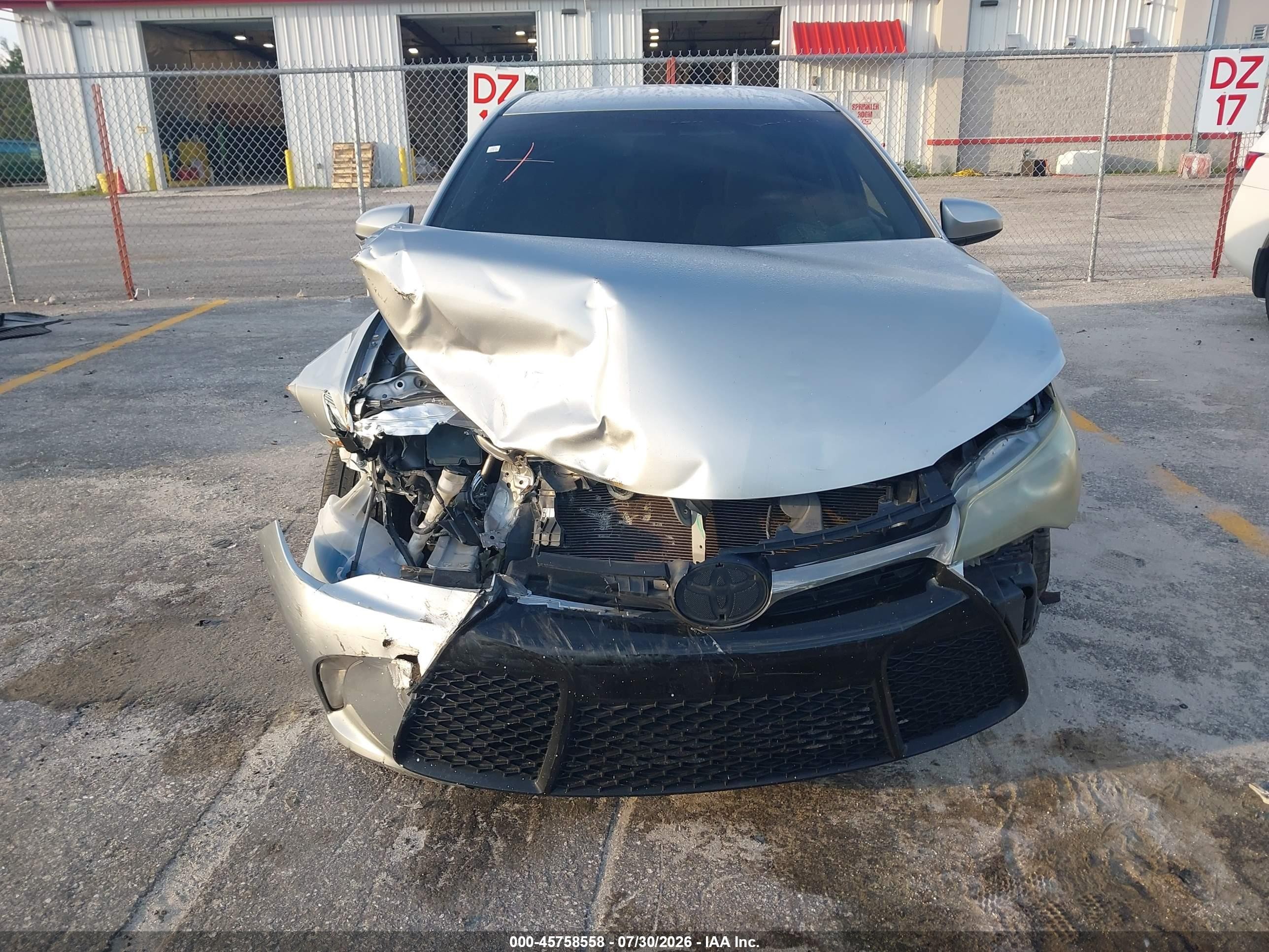 2015 Toyota Camry Se Silver vin: 4T1BF1FK7FU499737