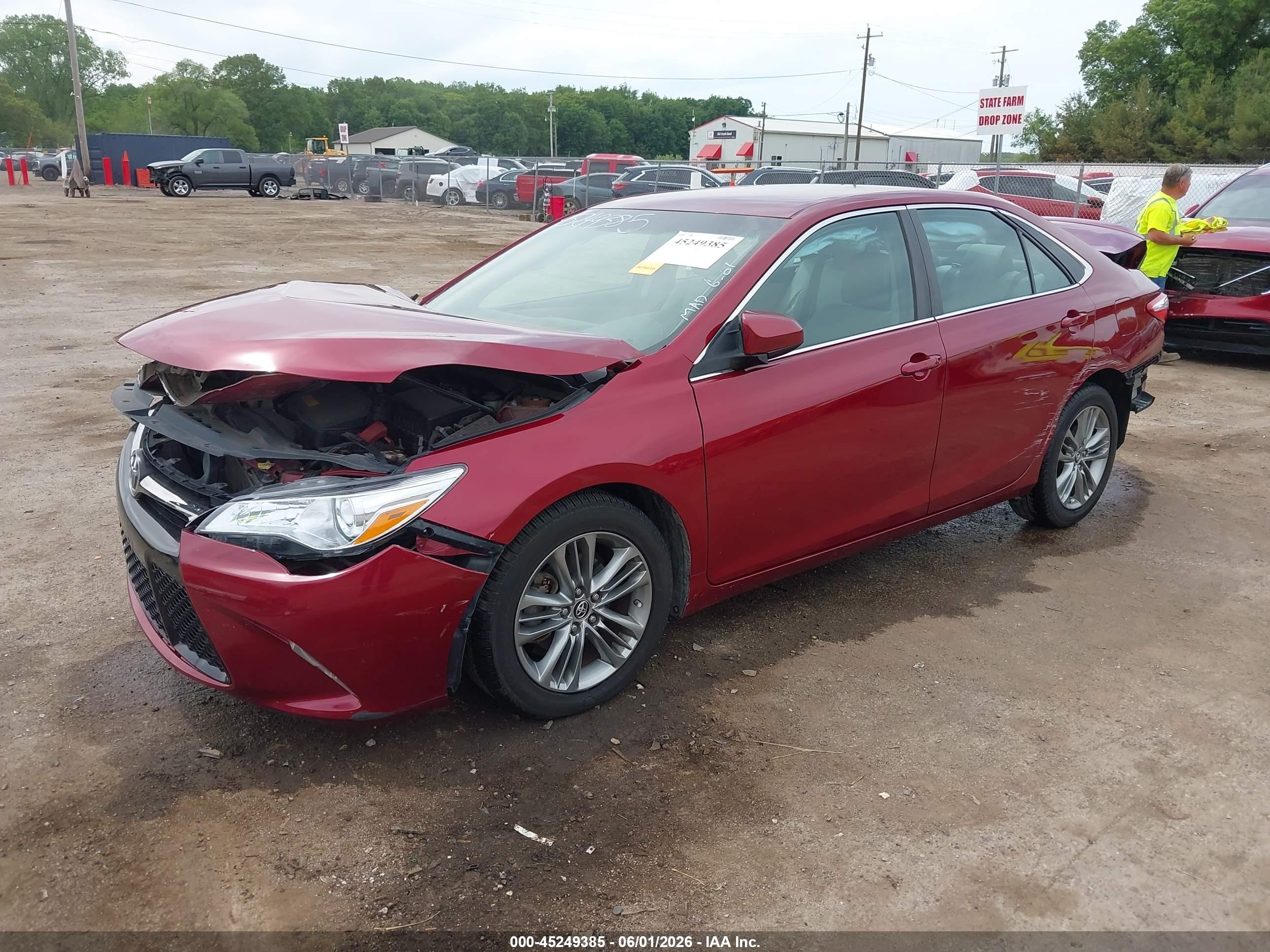 2015 Toyota Camry Se Red vin: 4T1BF1FK7FU875563