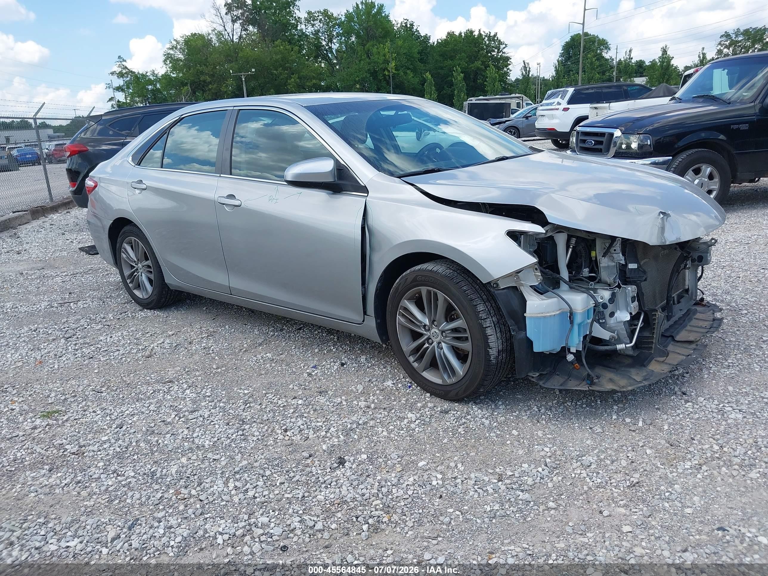 2015 Toyota Camry Se Silver vin: 4T1BF1FK7FU892542