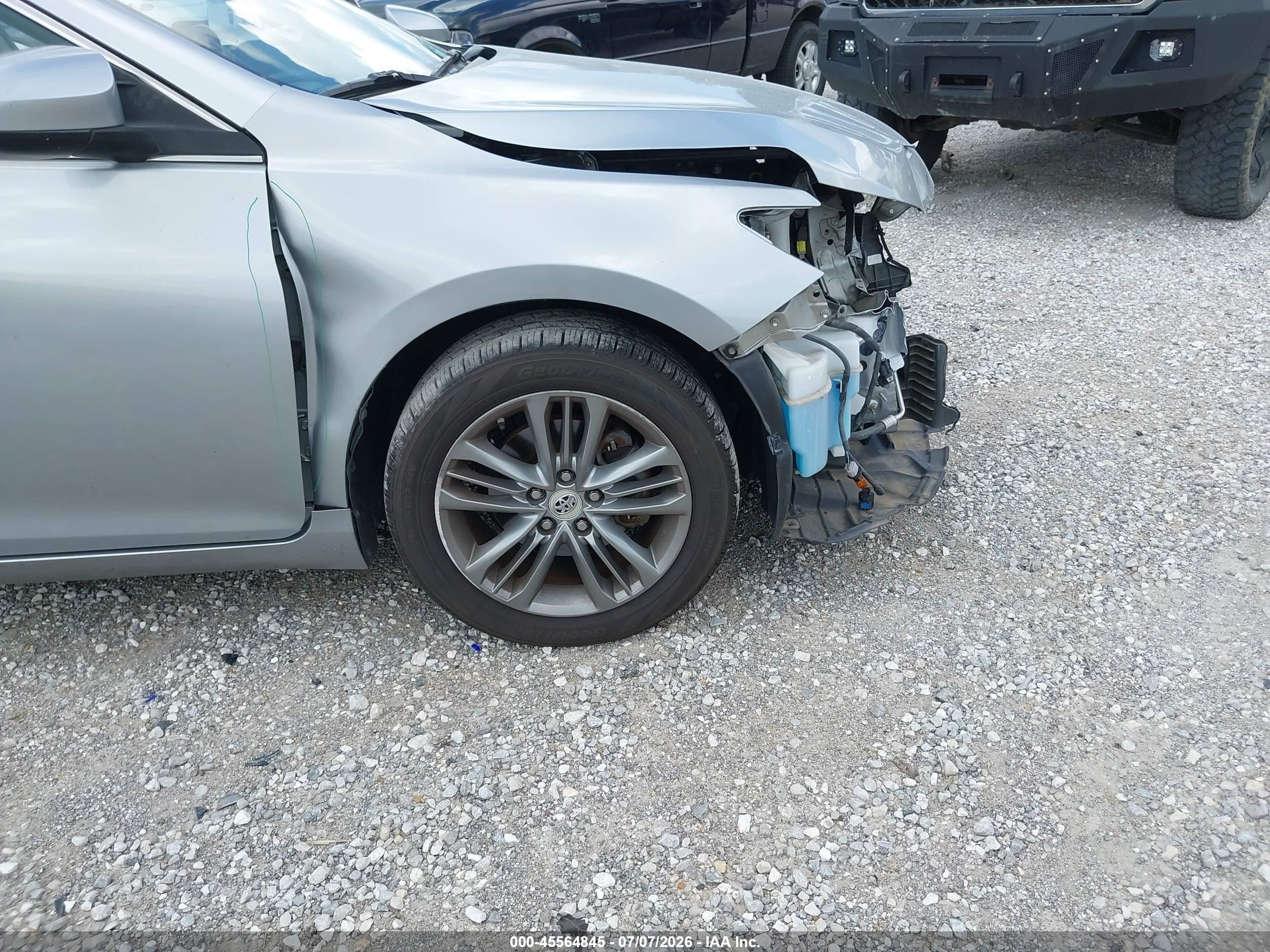 2015 Toyota Camry Se Silver vin: 4T1BF1FK7FU892542
