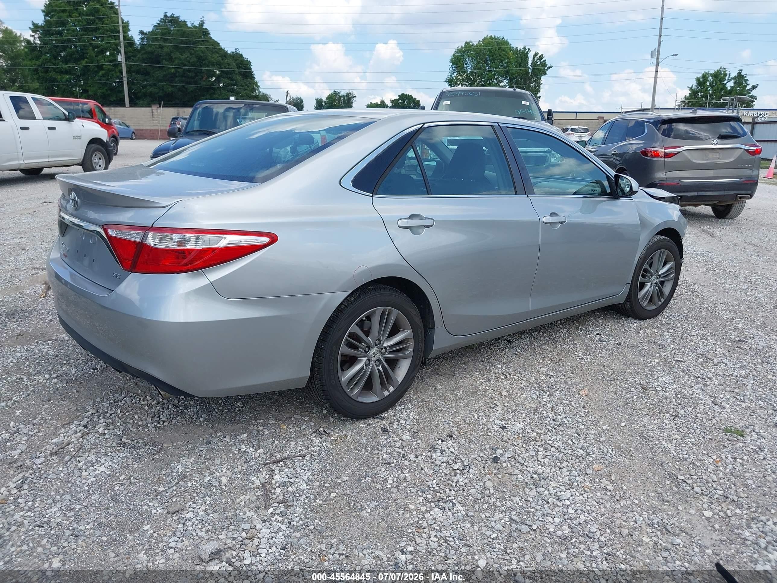 2015 Toyota Camry Se Silver vin: 4T1BF1FK7FU892542
