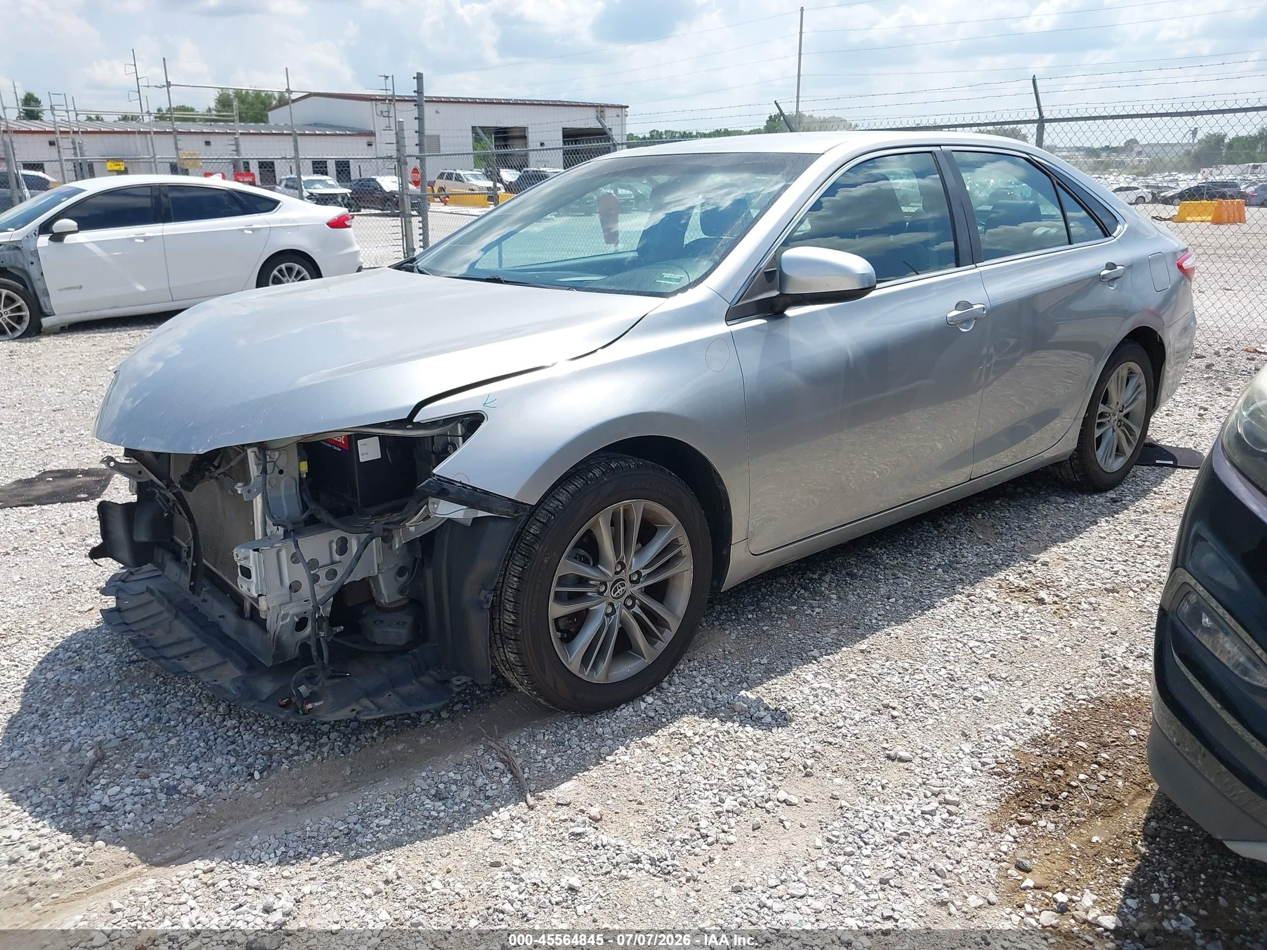 2015 Toyota Camry Se Silver vin: 4T1BF1FK7FU892542