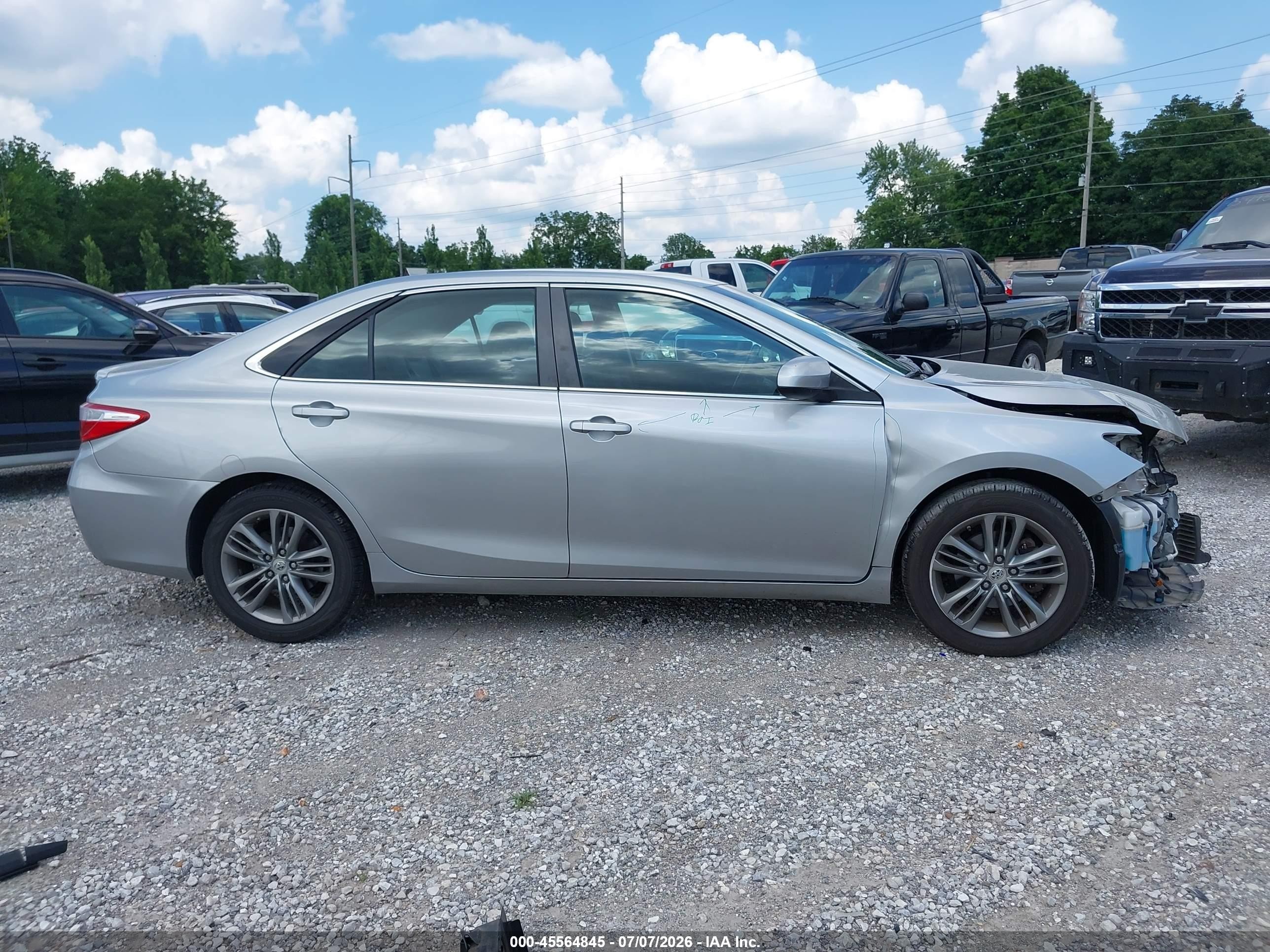 2015 Toyota Camry Se Silver vin: 4T1BF1FK7FU892542