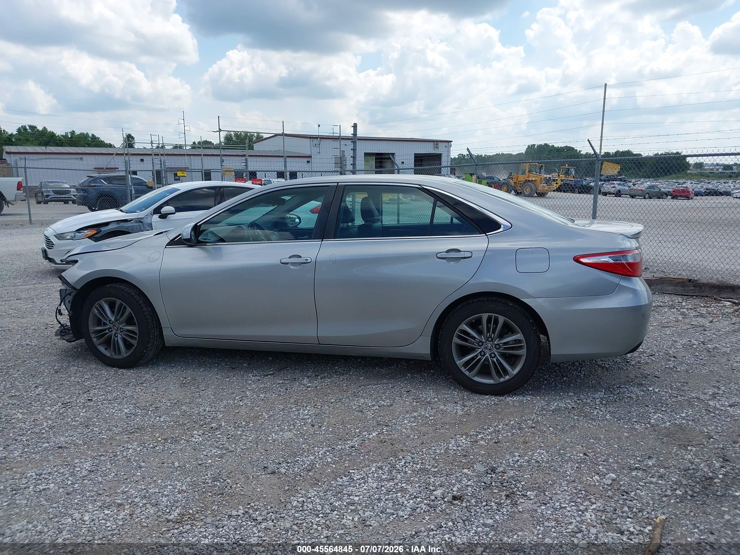 2015 Toyota Camry Se Silver vin: 4T1BF1FK7FU892542