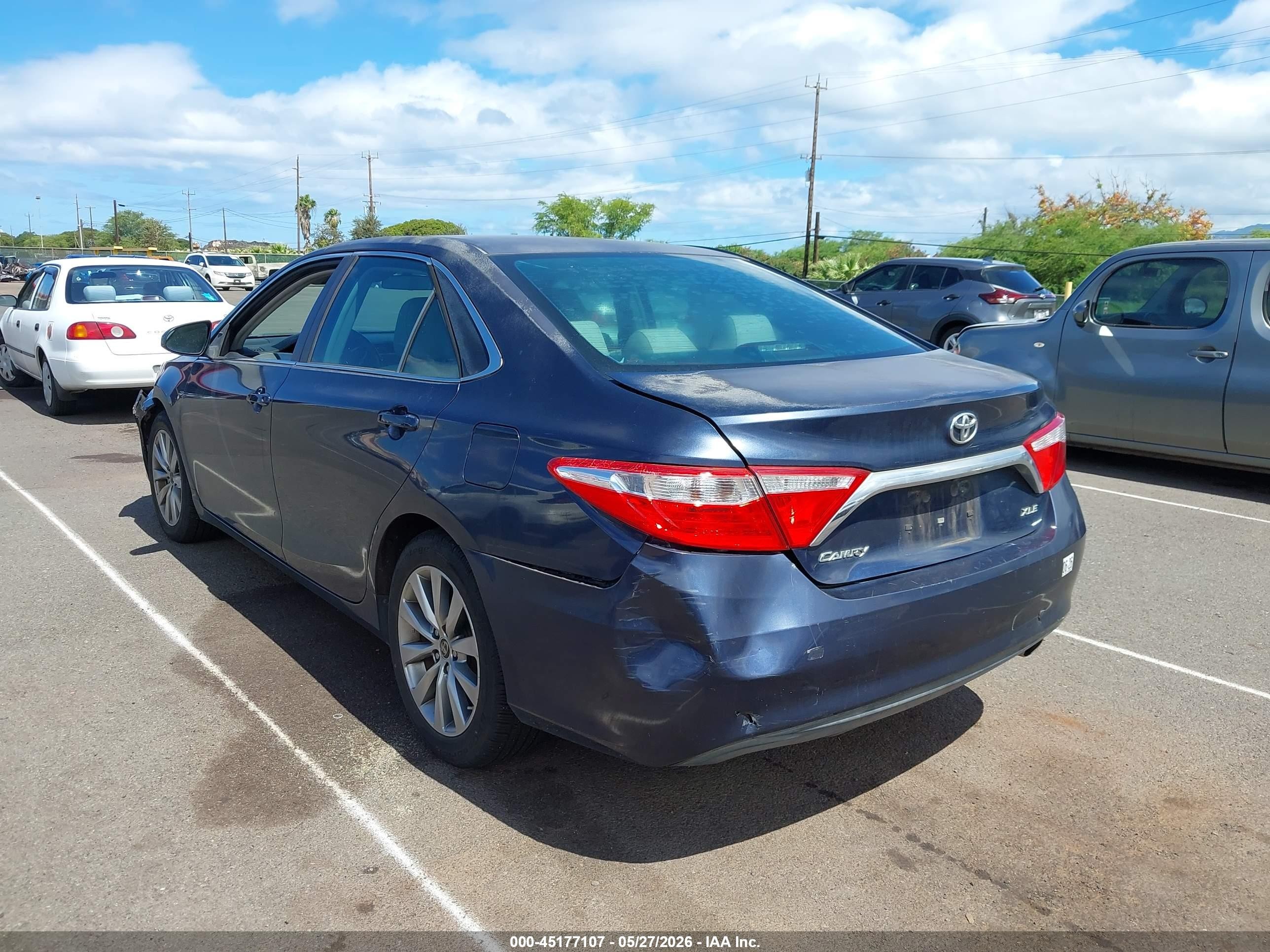 2015 Toyota Camry Le/se/xle/xse Blue vin: 4T1BF1FK7FU897997