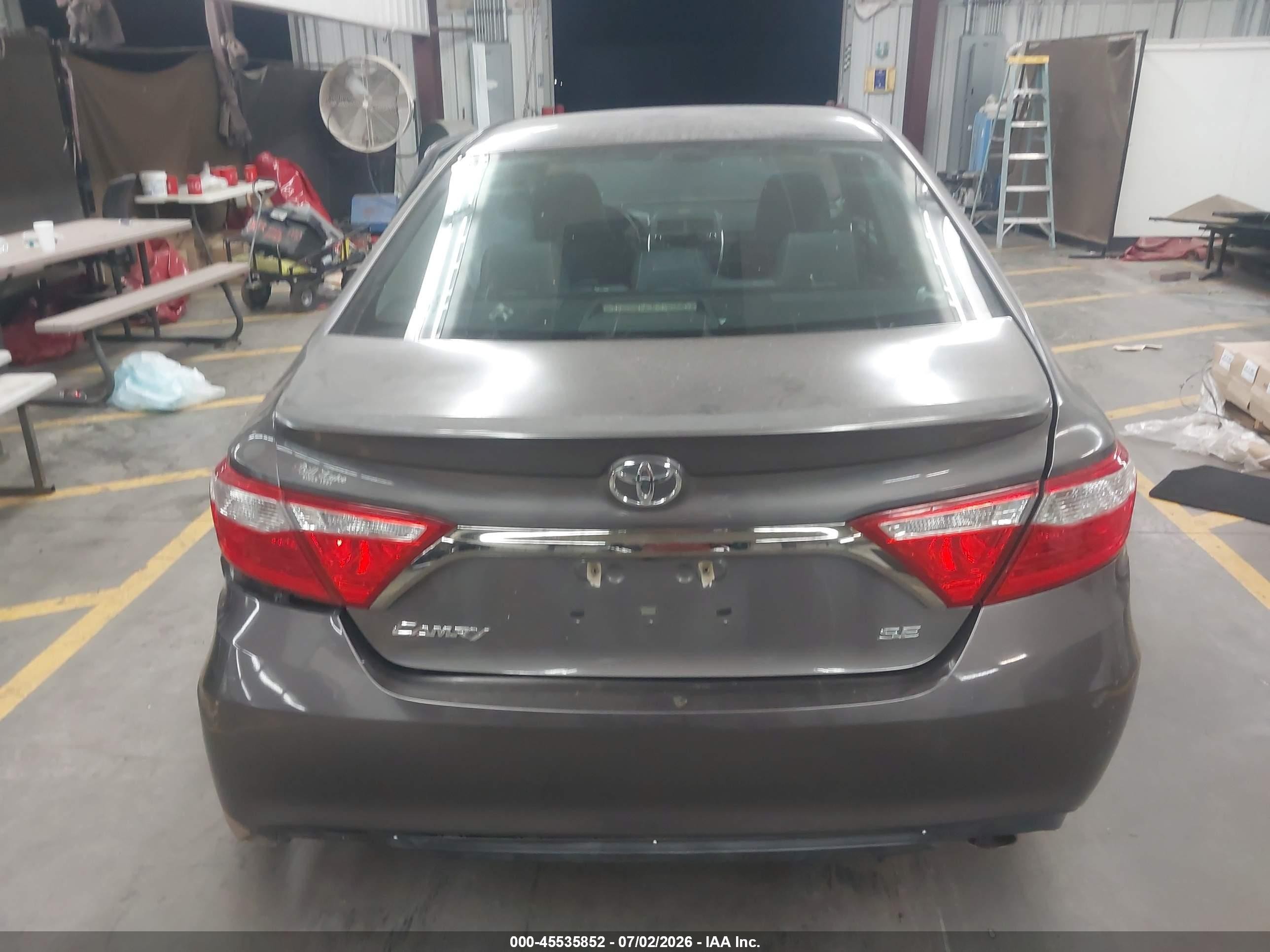 2015 Toyota Camry Se Gray vin: 4T1BF1FK7FU904897