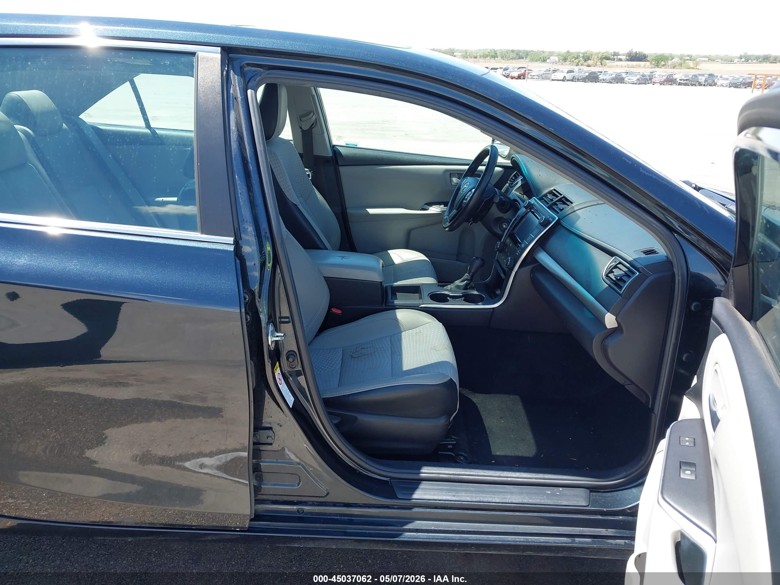 2015 Toyota Camry Se Черный vin: 4T1BF1FK7FU907542