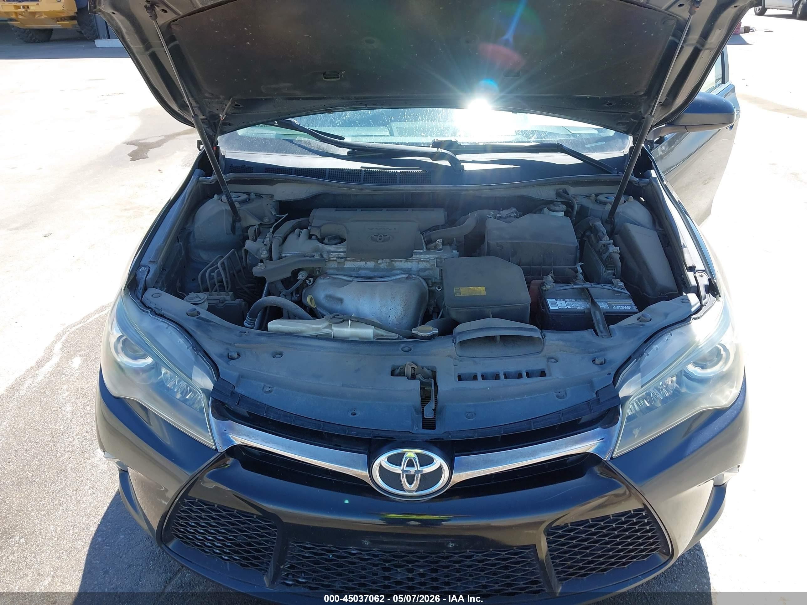 2015 Toyota Camry Se Черный vin: 4T1BF1FK7FU907542