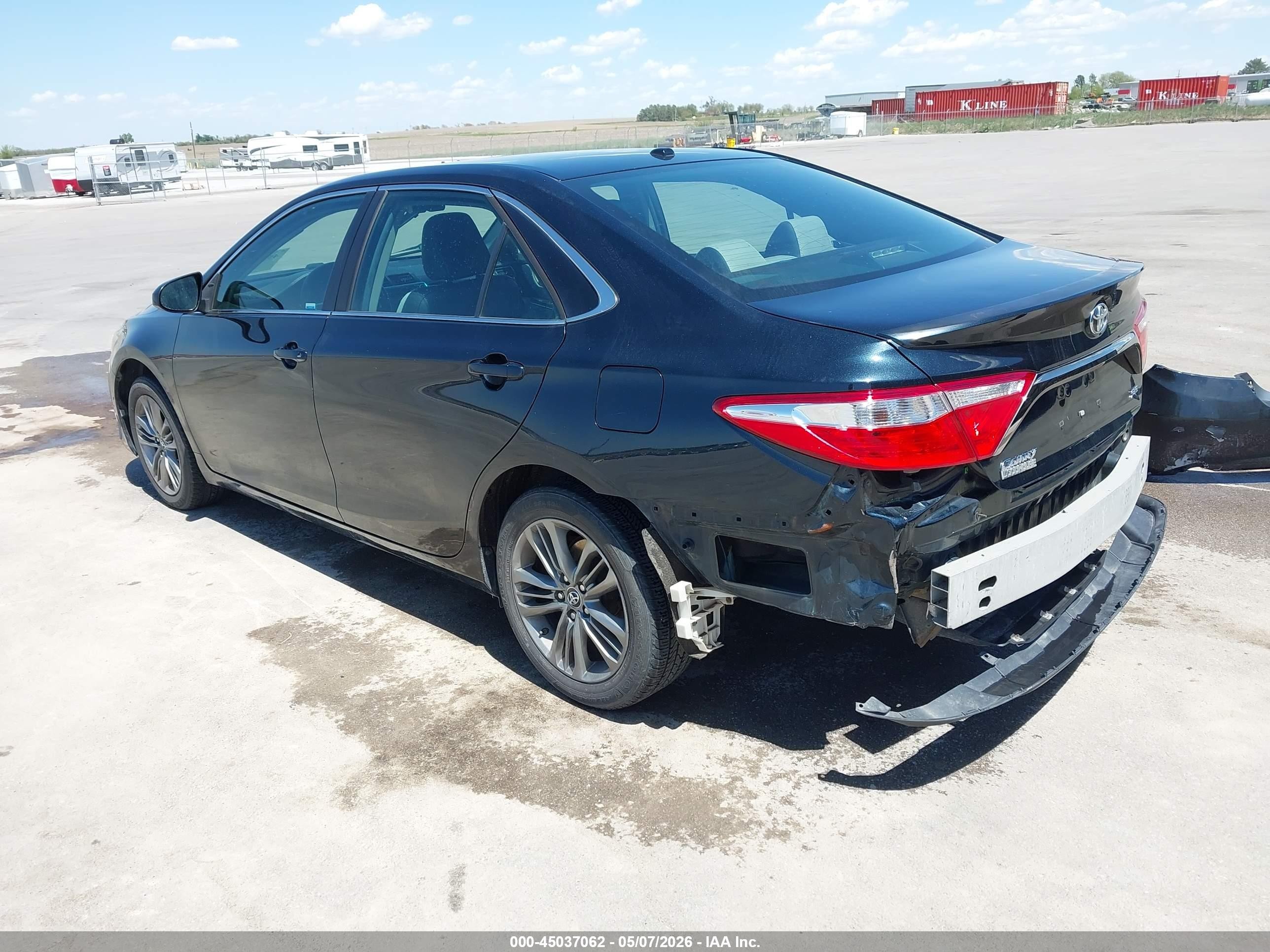 2015 Toyota Camry Se Черный vin: 4T1BF1FK7FU907542
