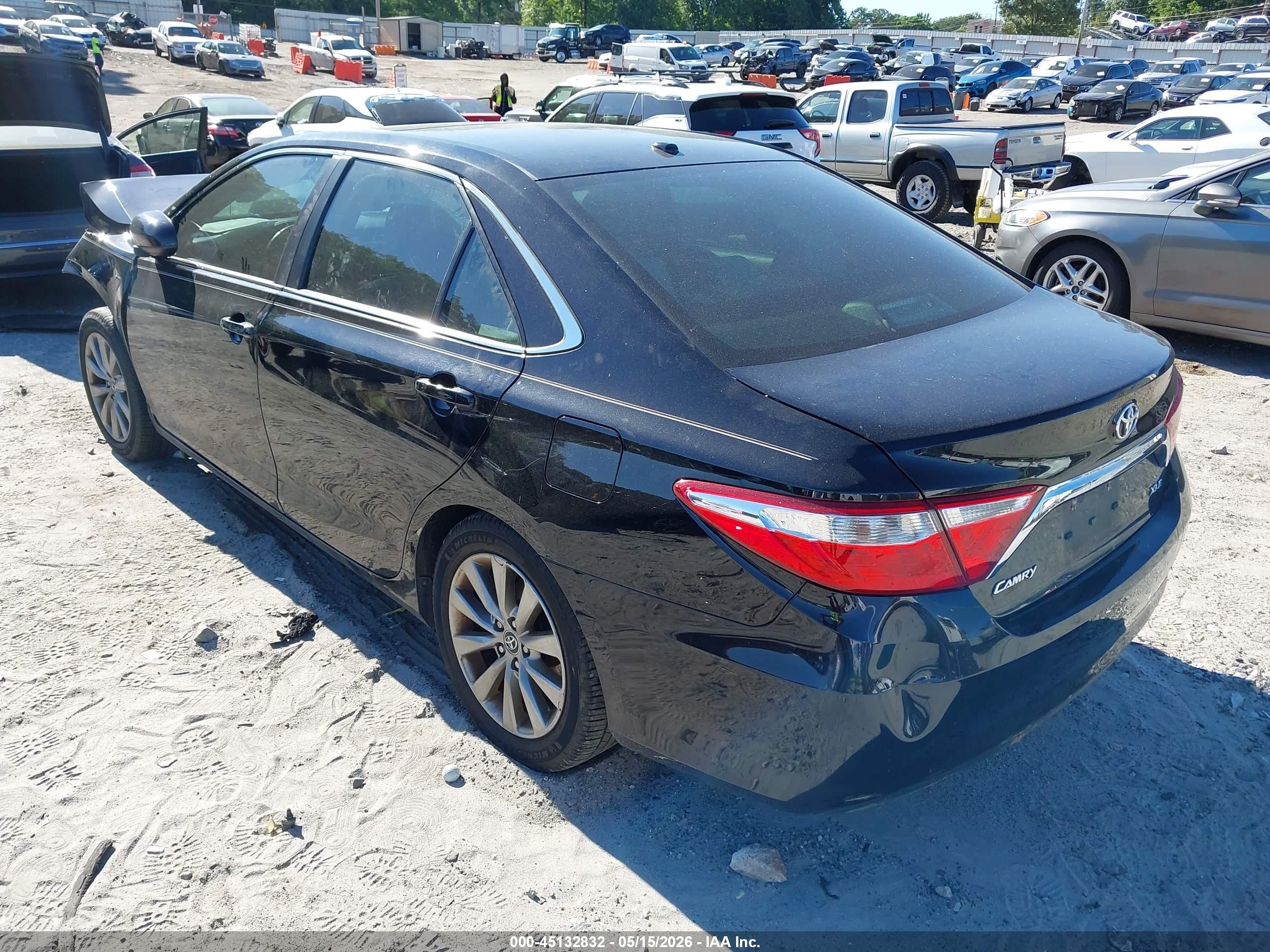 2015 Toyota Camry Xle Black vin: 4T1BF1FK7FU912238
