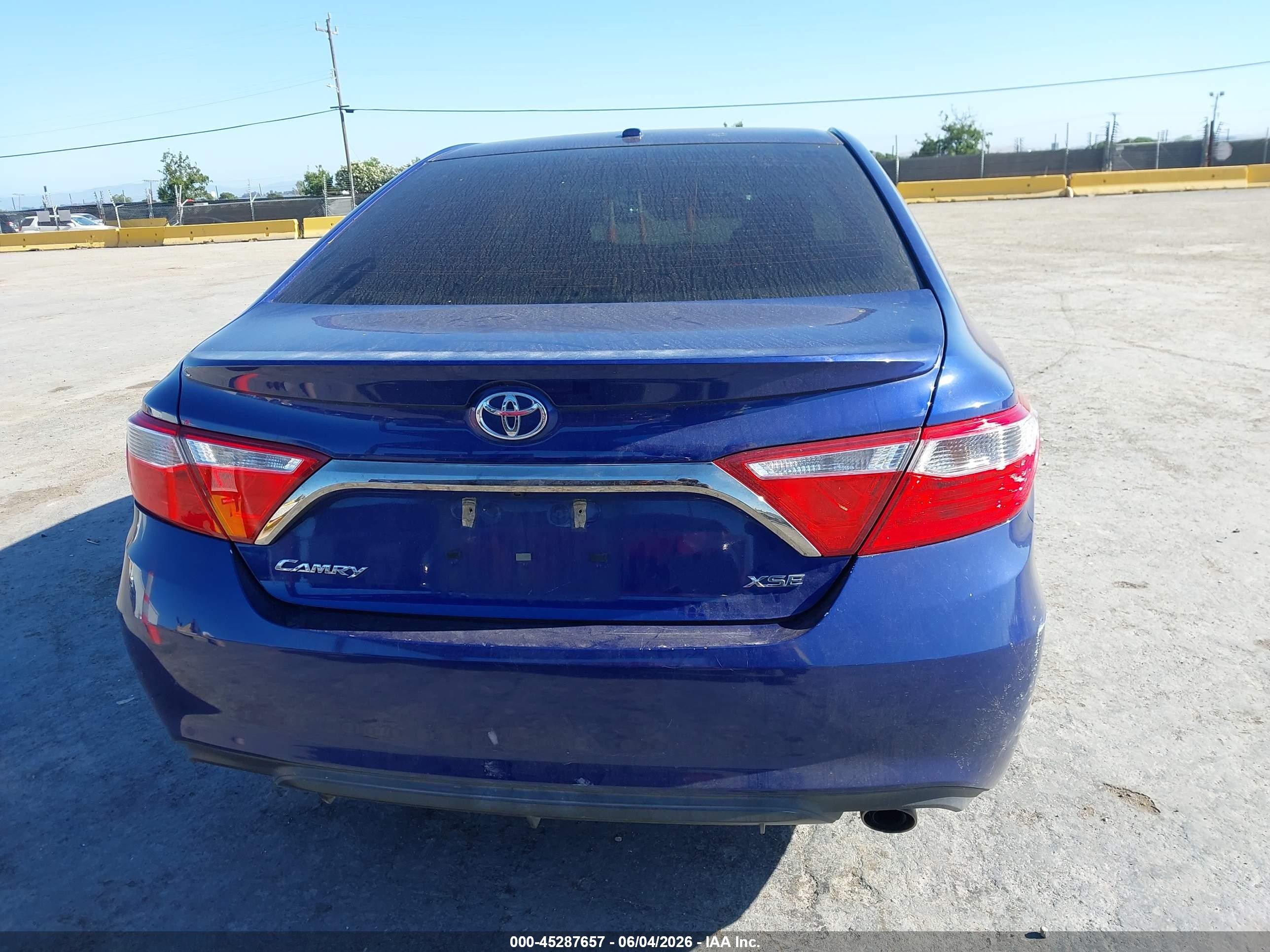 2015 Toyota Camry Xse Dark Blue vin: 4T1BF1FK7FU915544