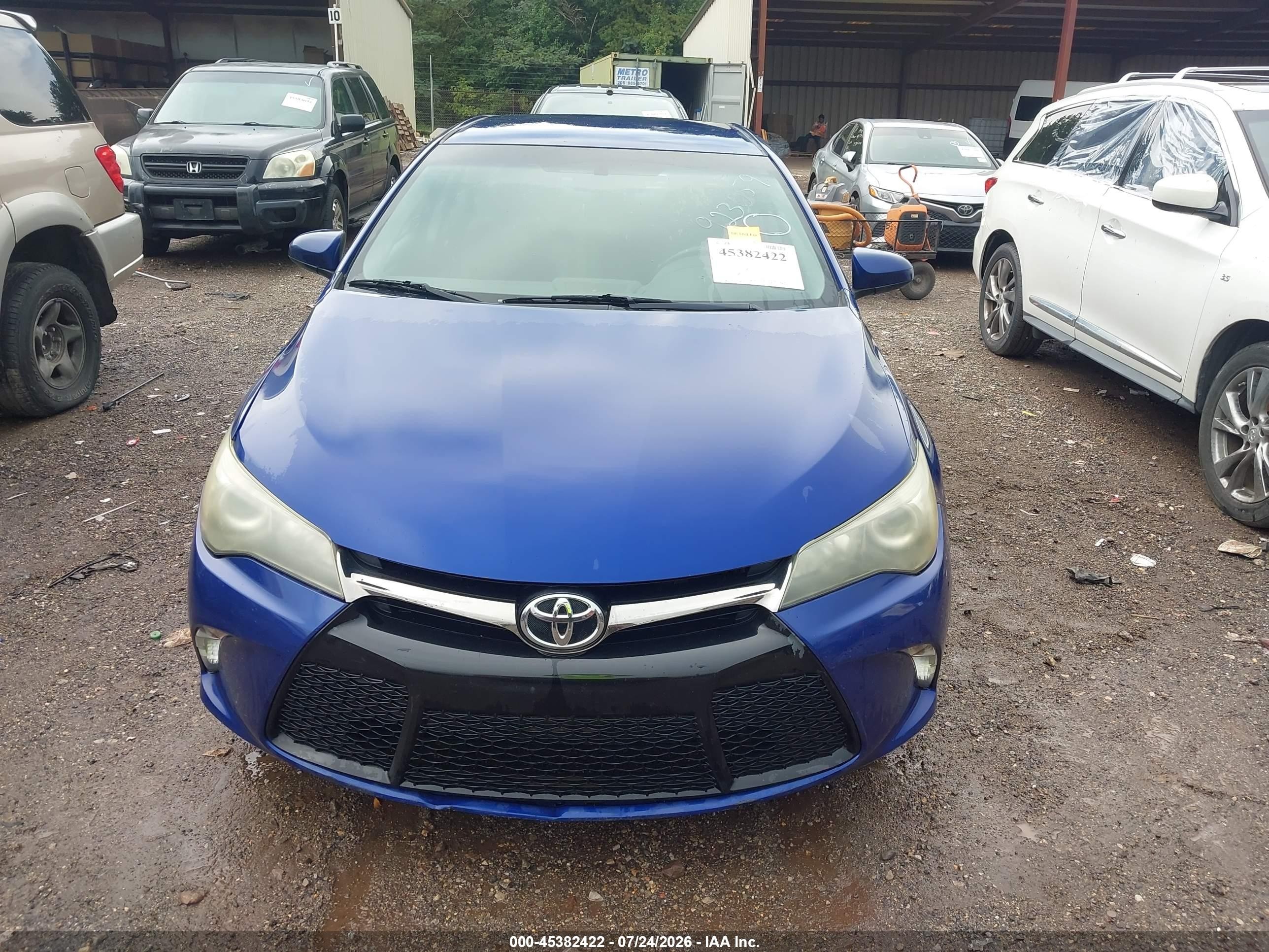 2015 Toyota Camry Se Blue vin: 4T1BF1FK7FU923059