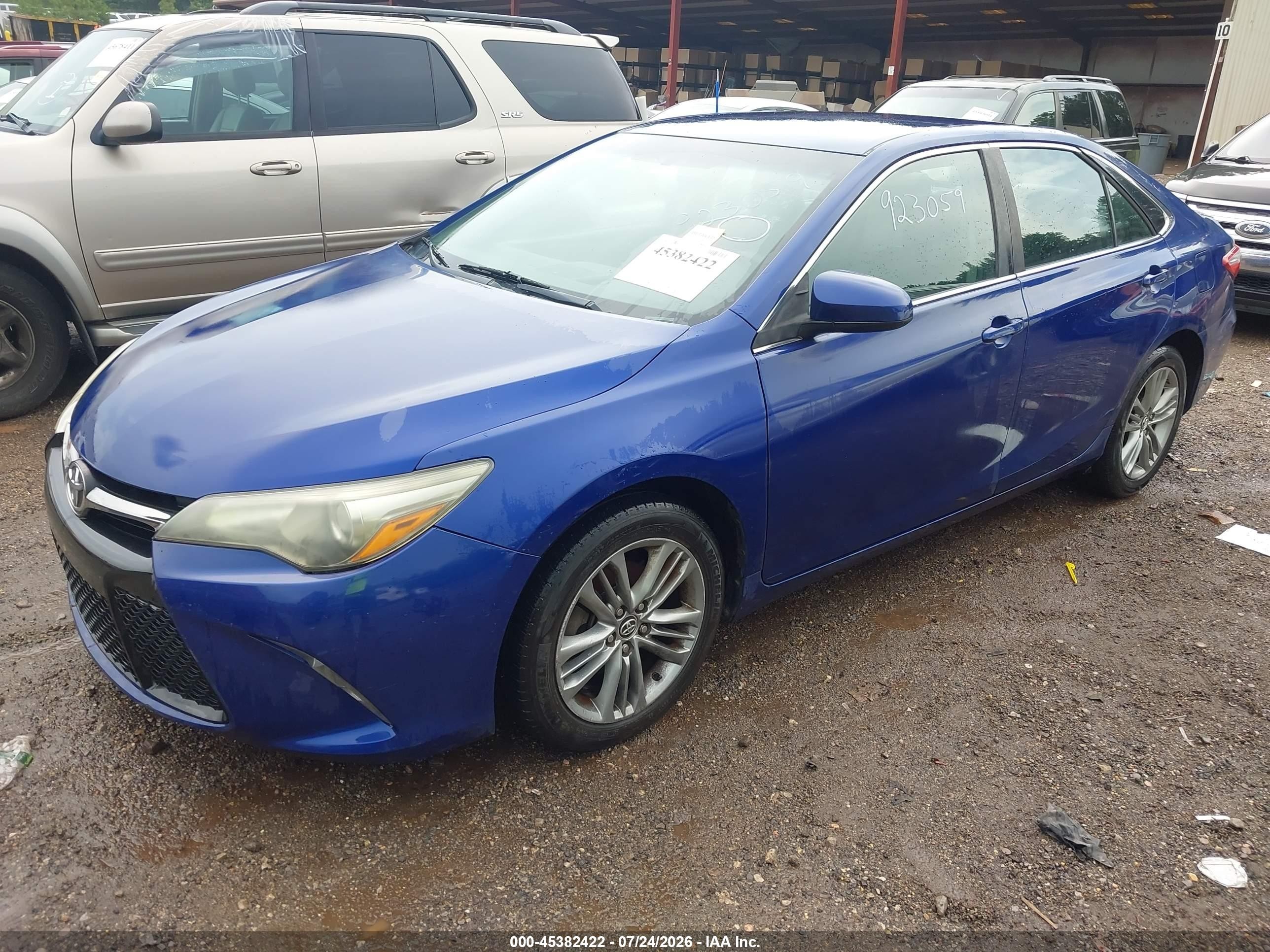 2015 Toyota Camry Se Blue vin: 4T1BF1FK7FU923059