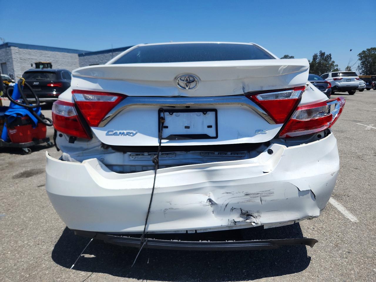 2015 Toyota Camry Se Белый vin: 4T1BF1FK7FU930349