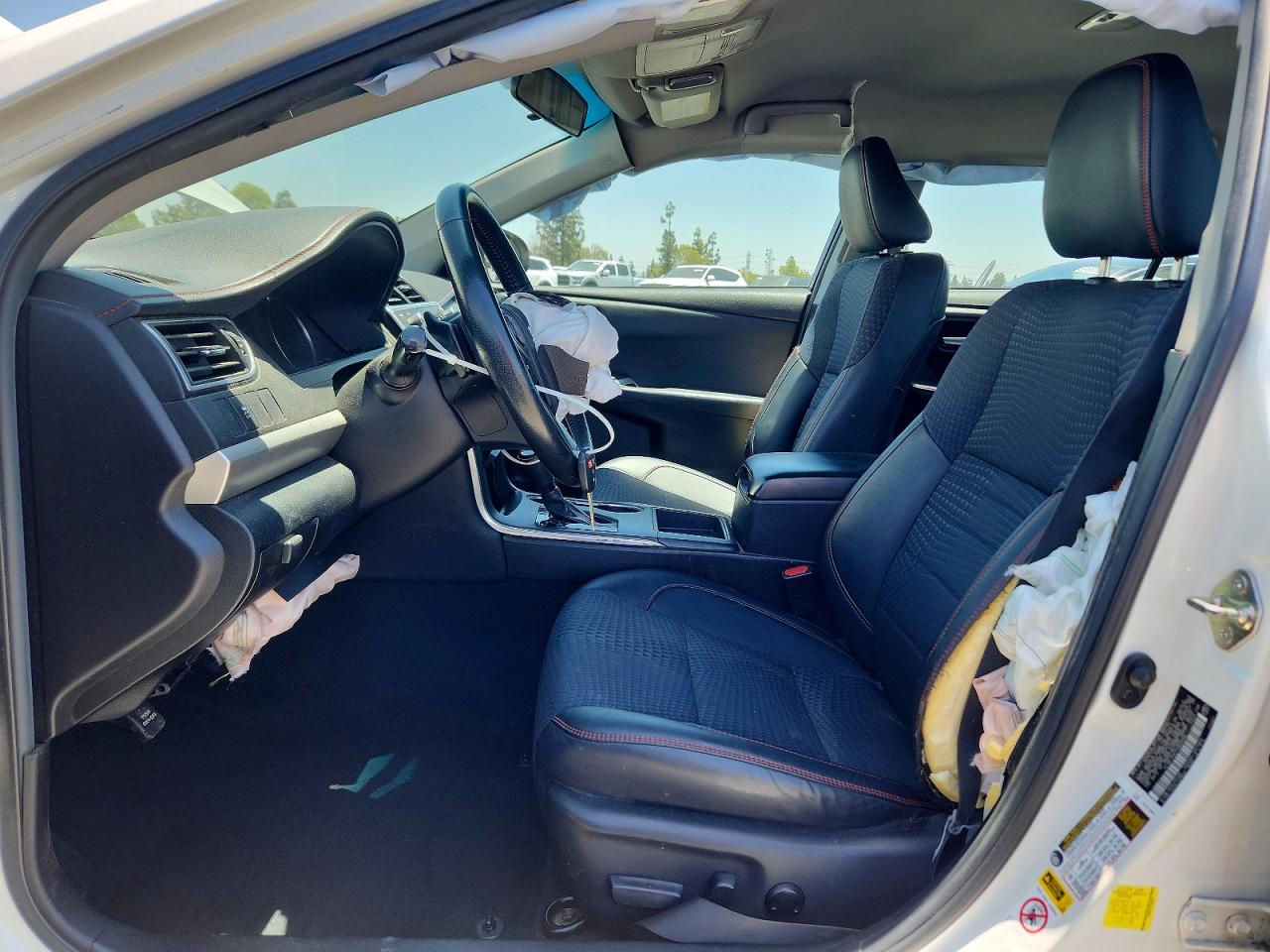 2015 Toyota Camry Se Белый vin: 4T1BF1FK7FU930349