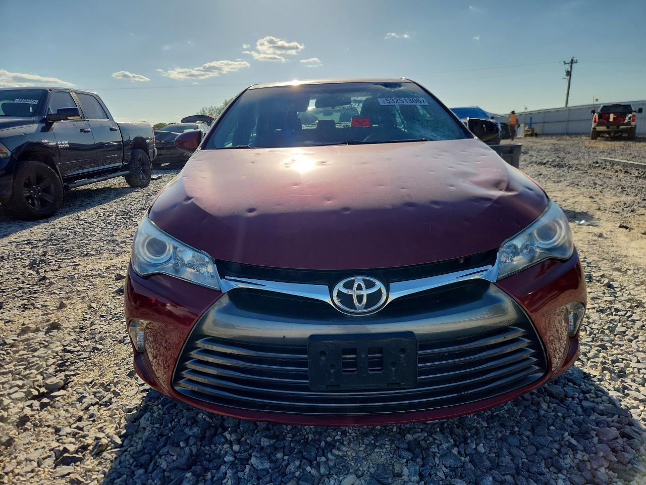 2015 Toyota Camry Le Red vin: 4T1BF1FK7FU933591
