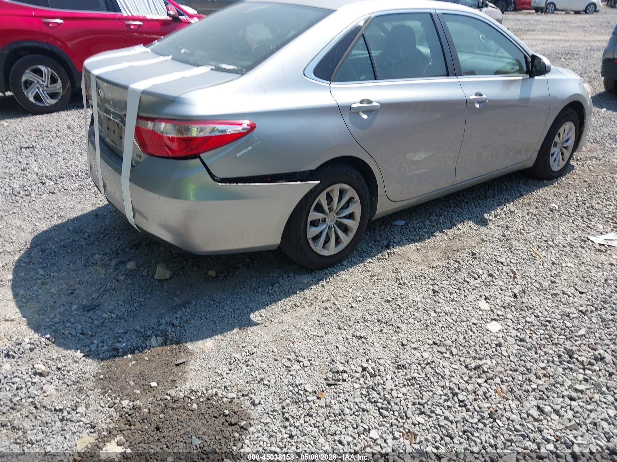 2015 Toyota Camry Le Серый vin: 4T1BF1FK7FU938516