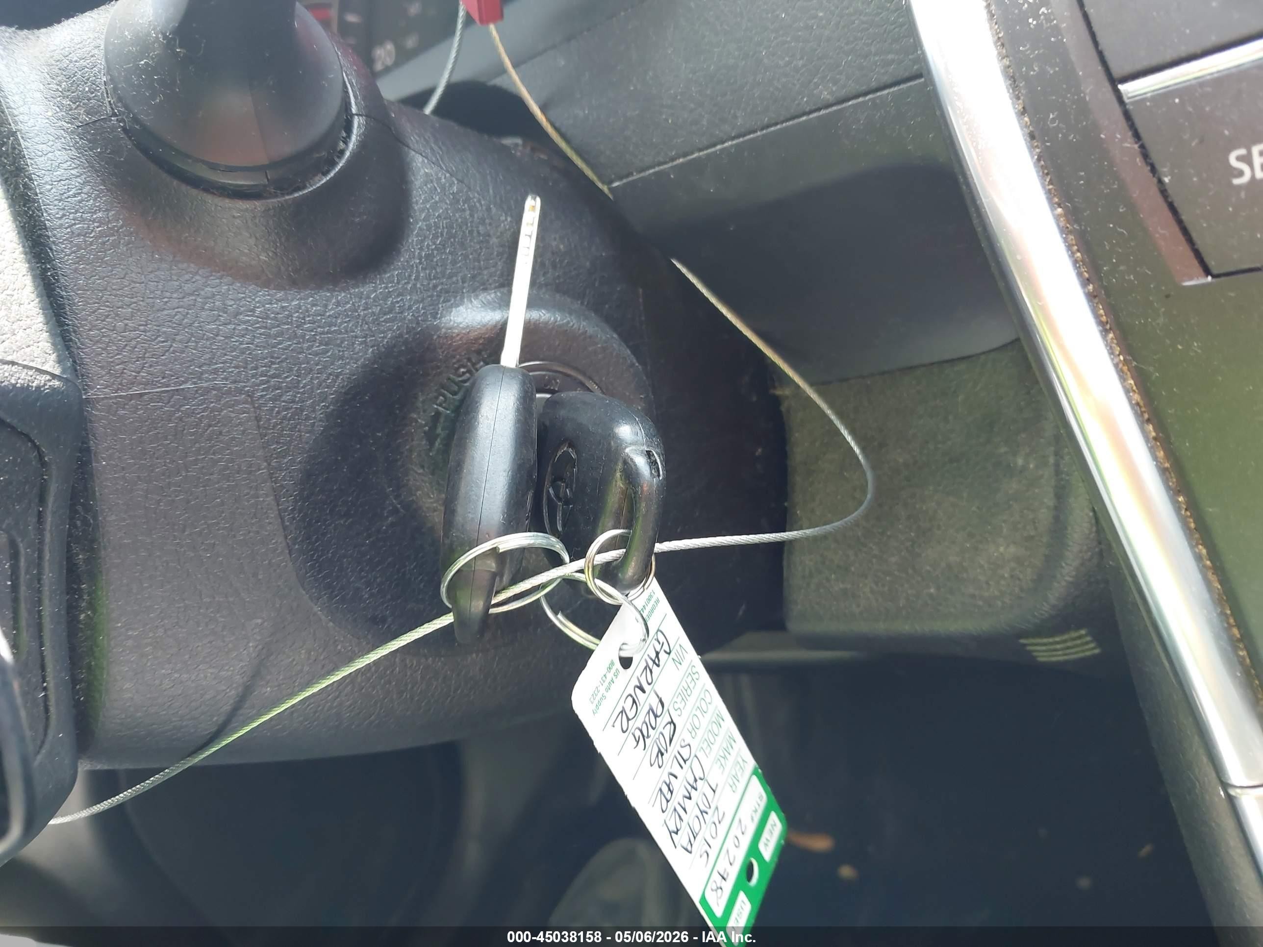 2015 Toyota Camry Le Серый vin: 4T1BF1FK7FU938516