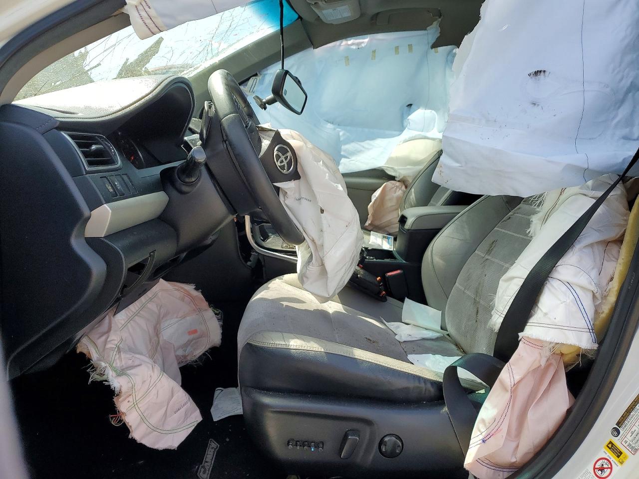 2015 Toyota Camry Xse Белый vin: 4T1BF1FK7FU947636