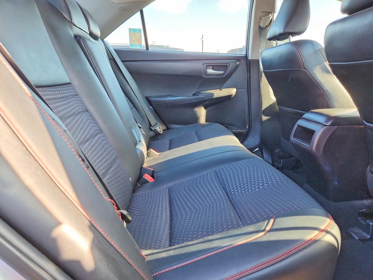 2015 Toyota Camry Se Silver vin: 4T1BF1FK7FU948706