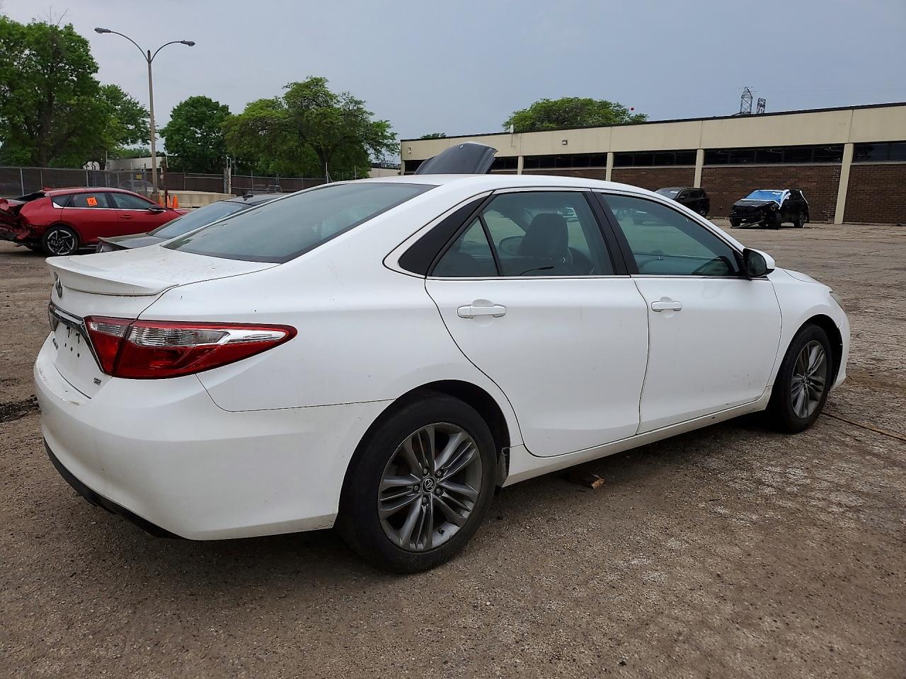 2015 Toyota Camry Se White vin: 4T1BF1FK7FU971578