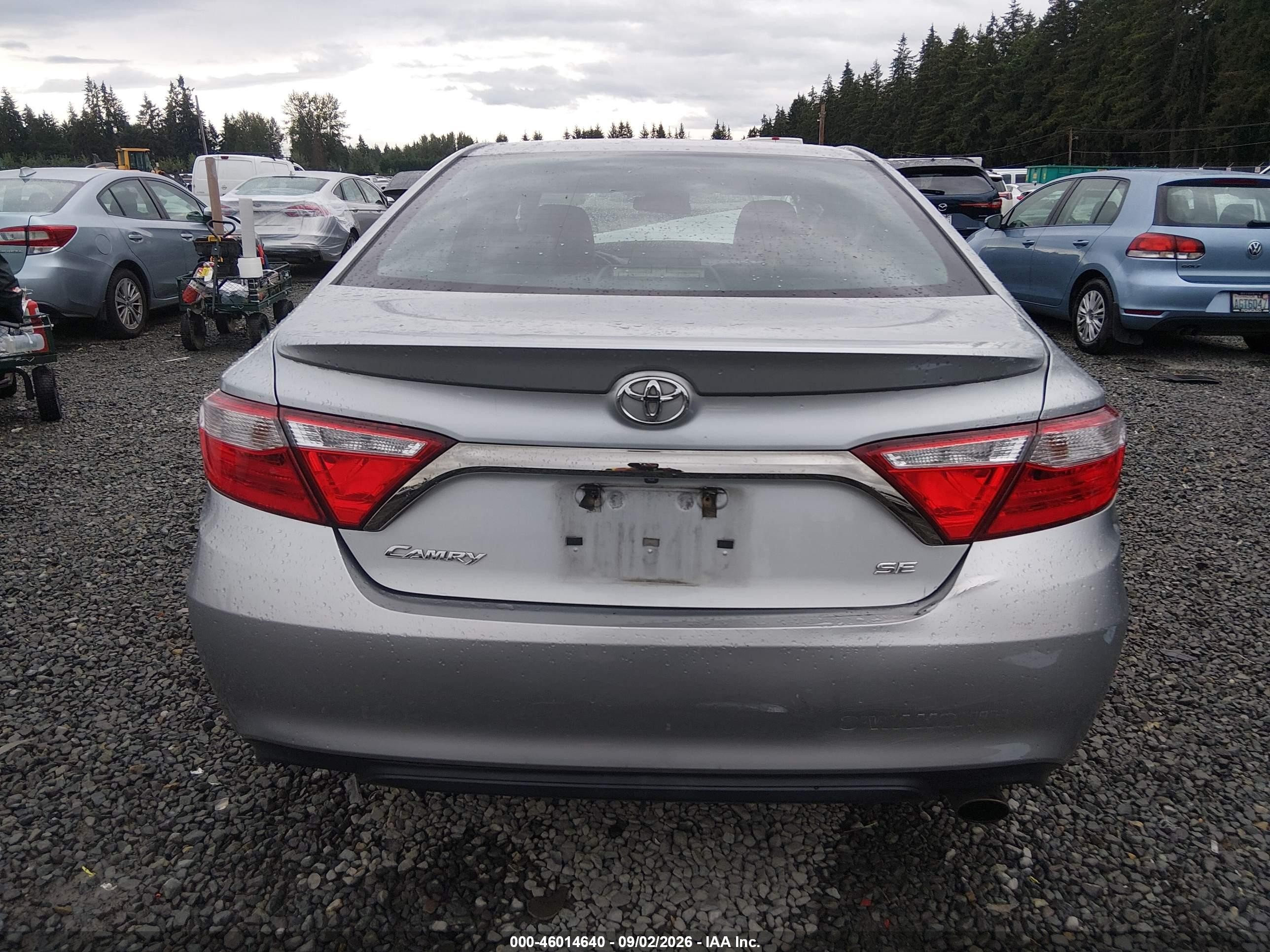 2015 Toyota Camry Se Silver vin: 4T1BF1FK7FU981527