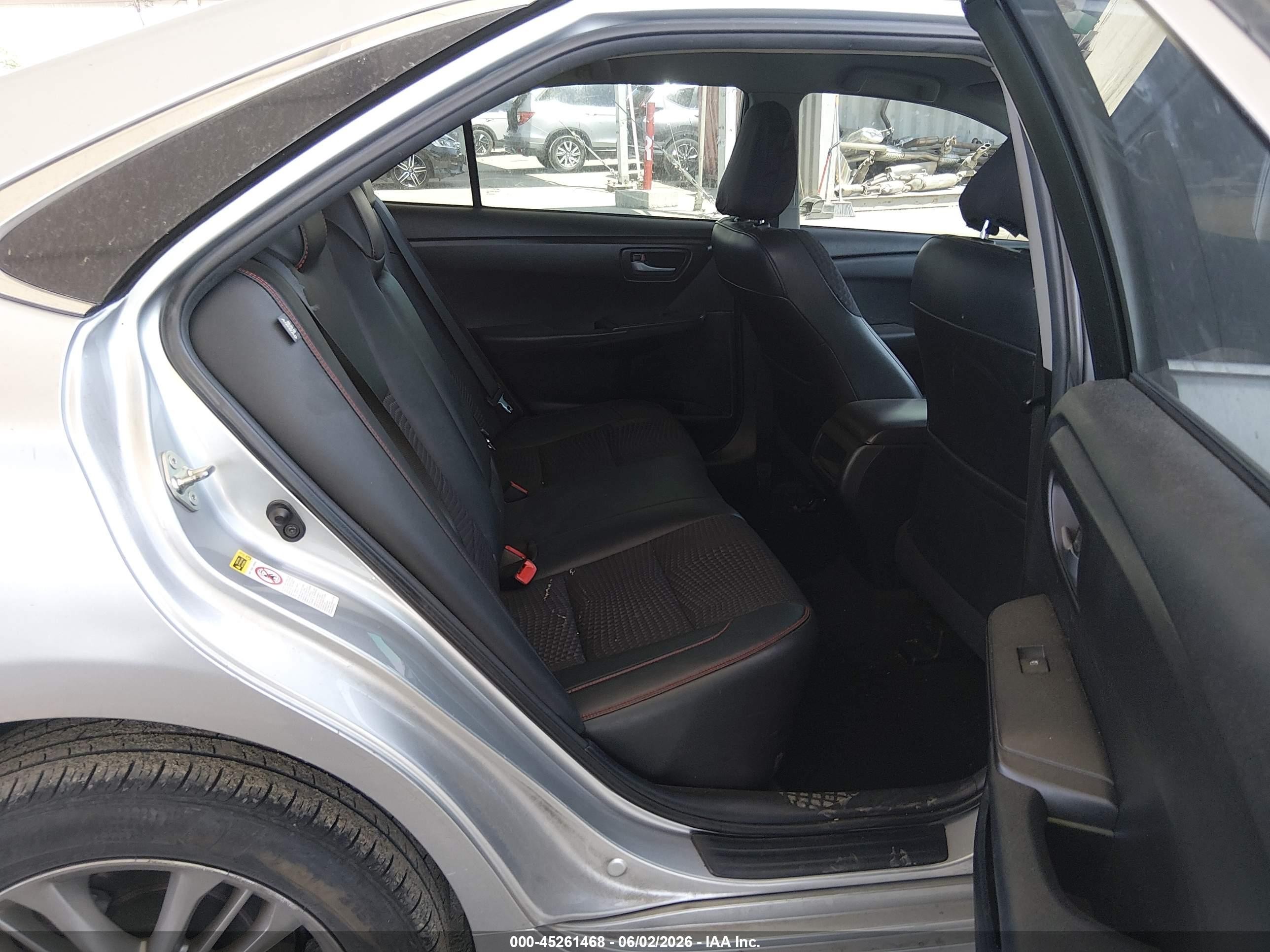 2015 Toyota Camry Se Silver vin: 4T1BF1FK7FU981964