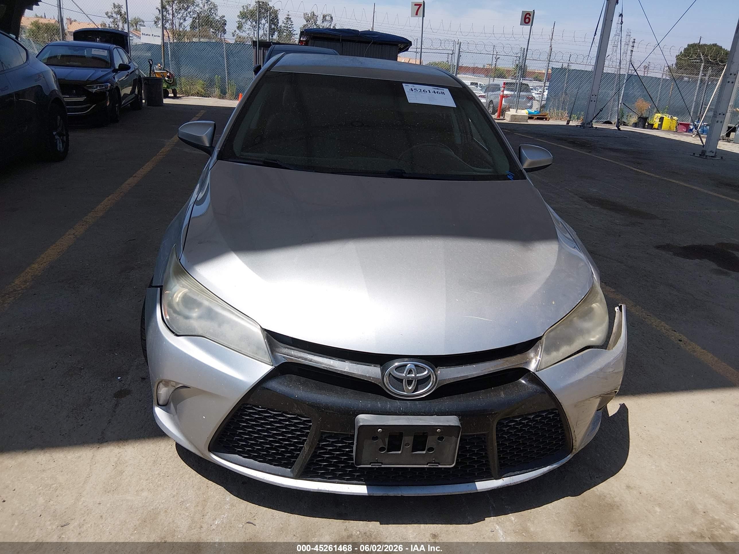 2015 Toyota Camry Se Silver vin: 4T1BF1FK7FU981964