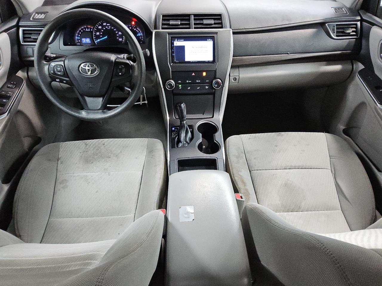 2015 Toyota Camry Le White vin: 4T1BF1FK7FU982029 Damage: Front Center Armrest, Hole(S), 1 To 2 Inches