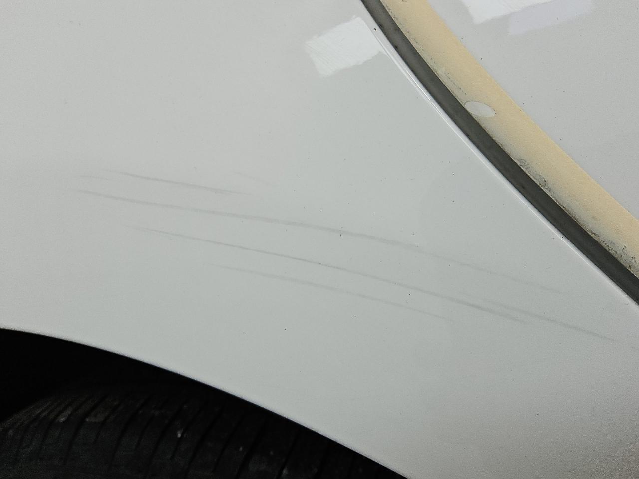 2015 Toyota Camry Le White vin: 4T1BF1FK7FU982029 Damage: Right Qtr Panel, Dent(S) W/No Paint Dmg, 1 To 2 Inches