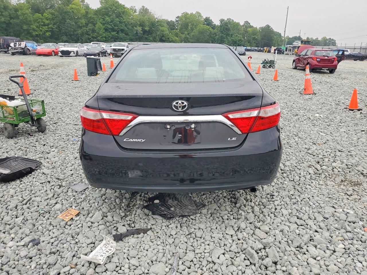 2015 Toyota Camry Le Black vin: 4T1BF1FK7FU995007