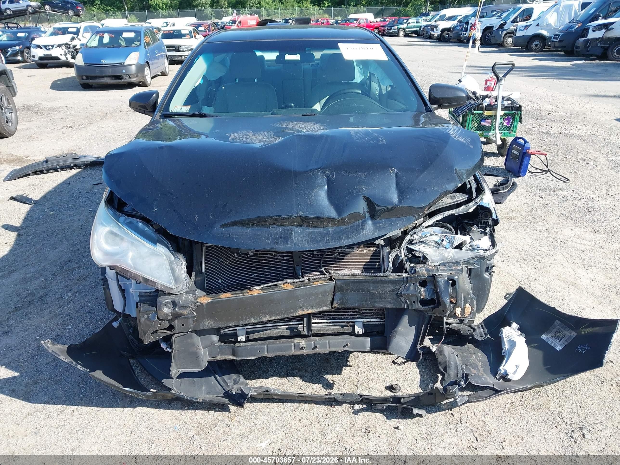2015 Toyota Camry Le Black vin: 4T1BF1FK7FU996867
