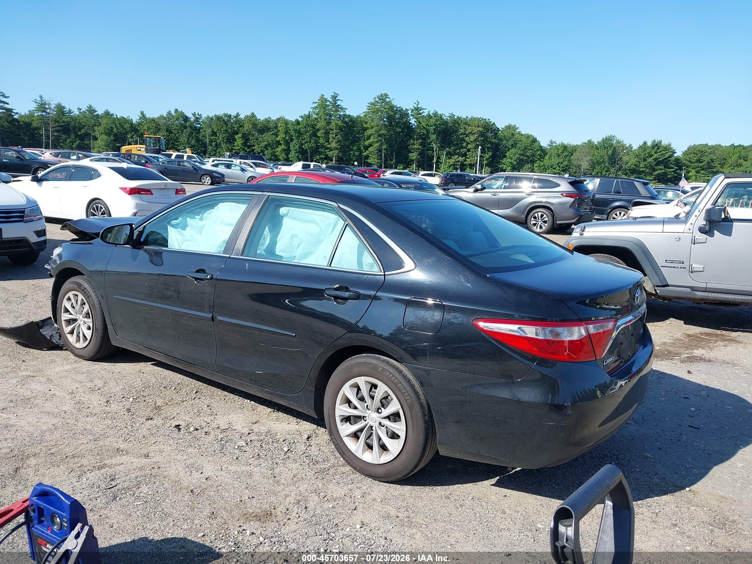 2015 Toyota Camry Le Black vin: 4T1BF1FK7FU996867