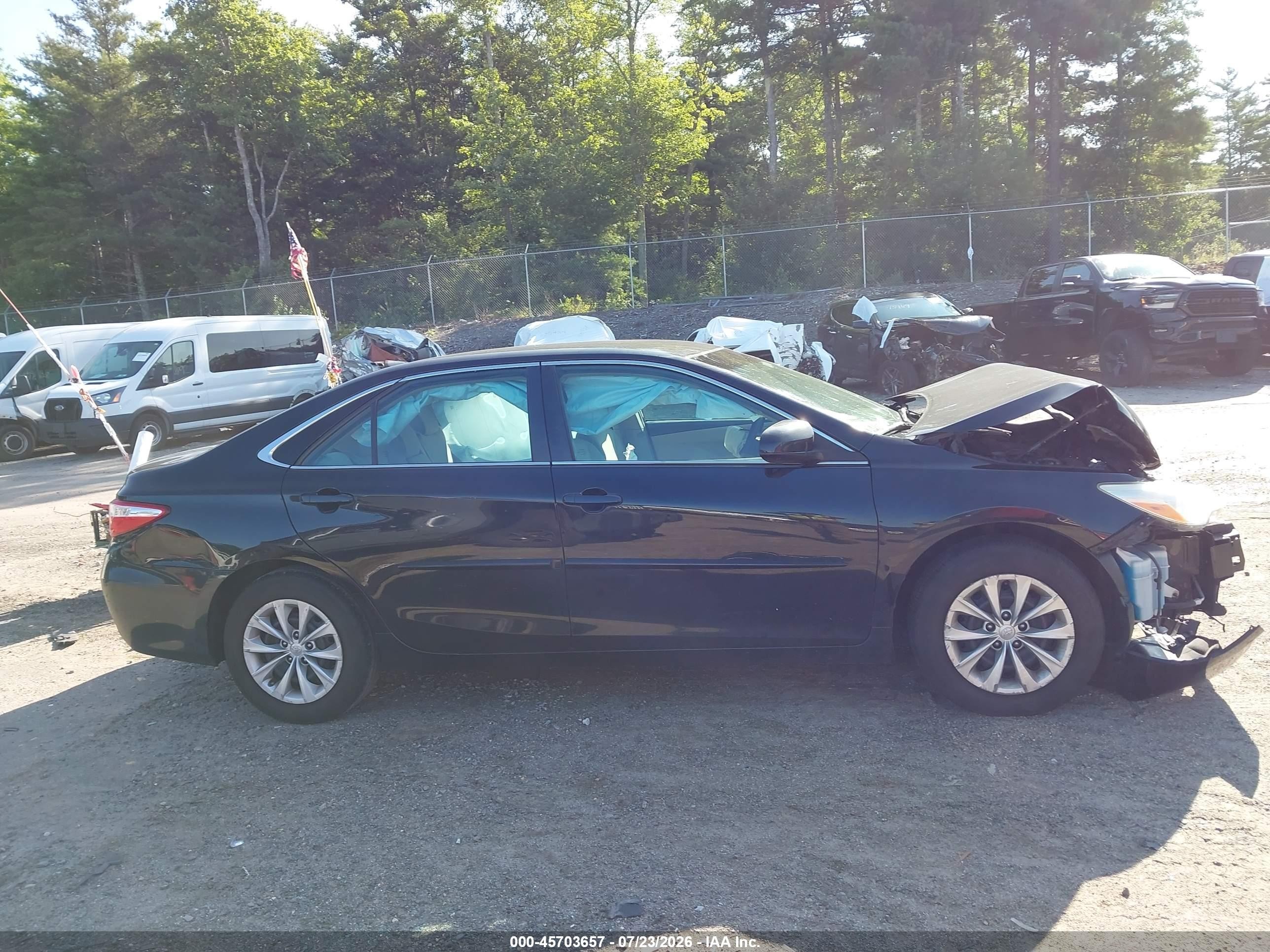 2015 Toyota Camry Le Black vin: 4T1BF1FK7FU996867