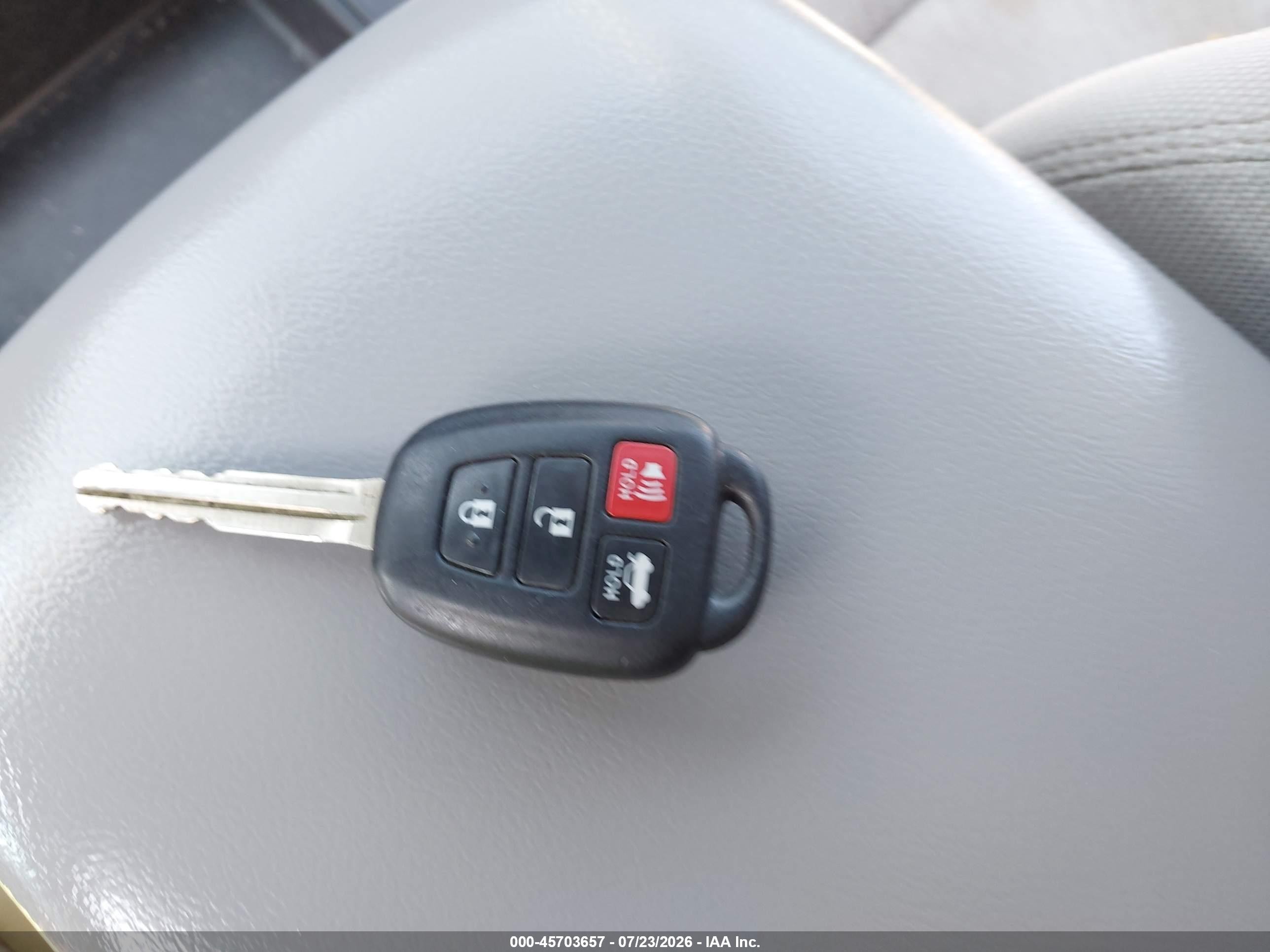 2015 Toyota Camry Le Black vin: 4T1BF1FK7FU996867