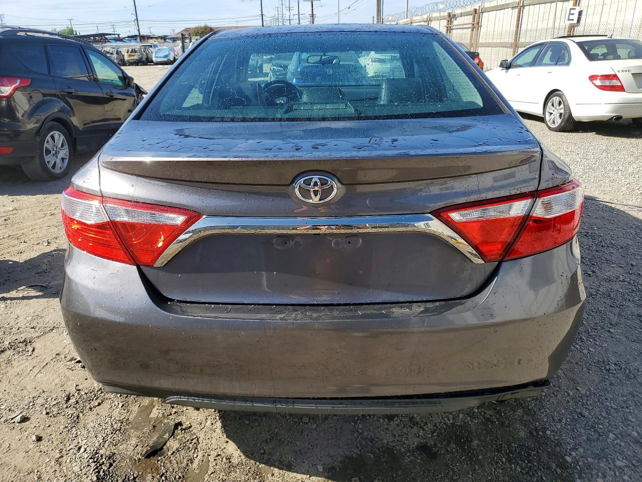 2016 Toyota Camry Se Gray vin: 4T1BF1FK7GU202399