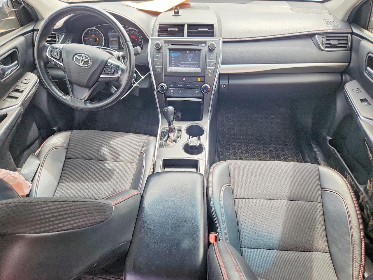 2016 Toyota Camry Le White vin: 4T1BF1FK7GU240005