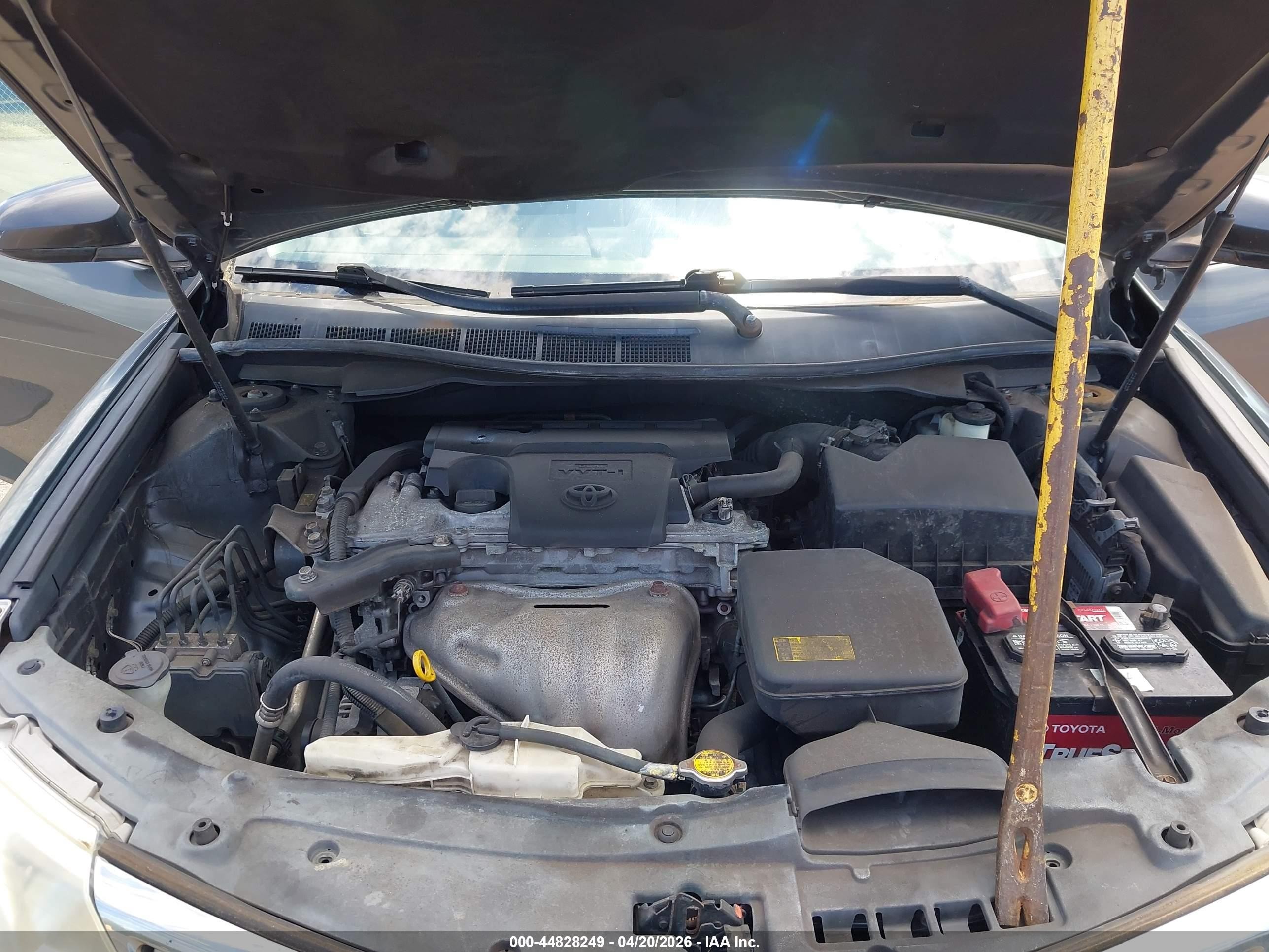 2012 Toyota Camry Le Gray vin: 4T1BF1FK8CU007633