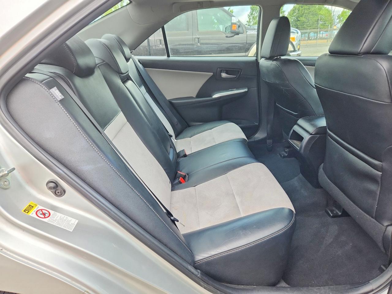 2012 Toyota Camry Se Silver vin: 4T1BF1FK8CU018132