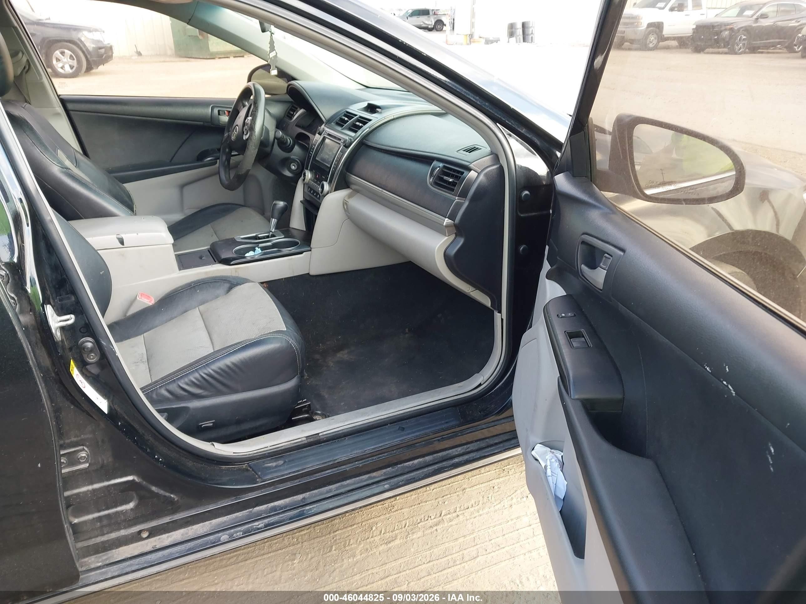 2012 Toyota Camry Le Black vin: 4T1BF1FK8CU024061