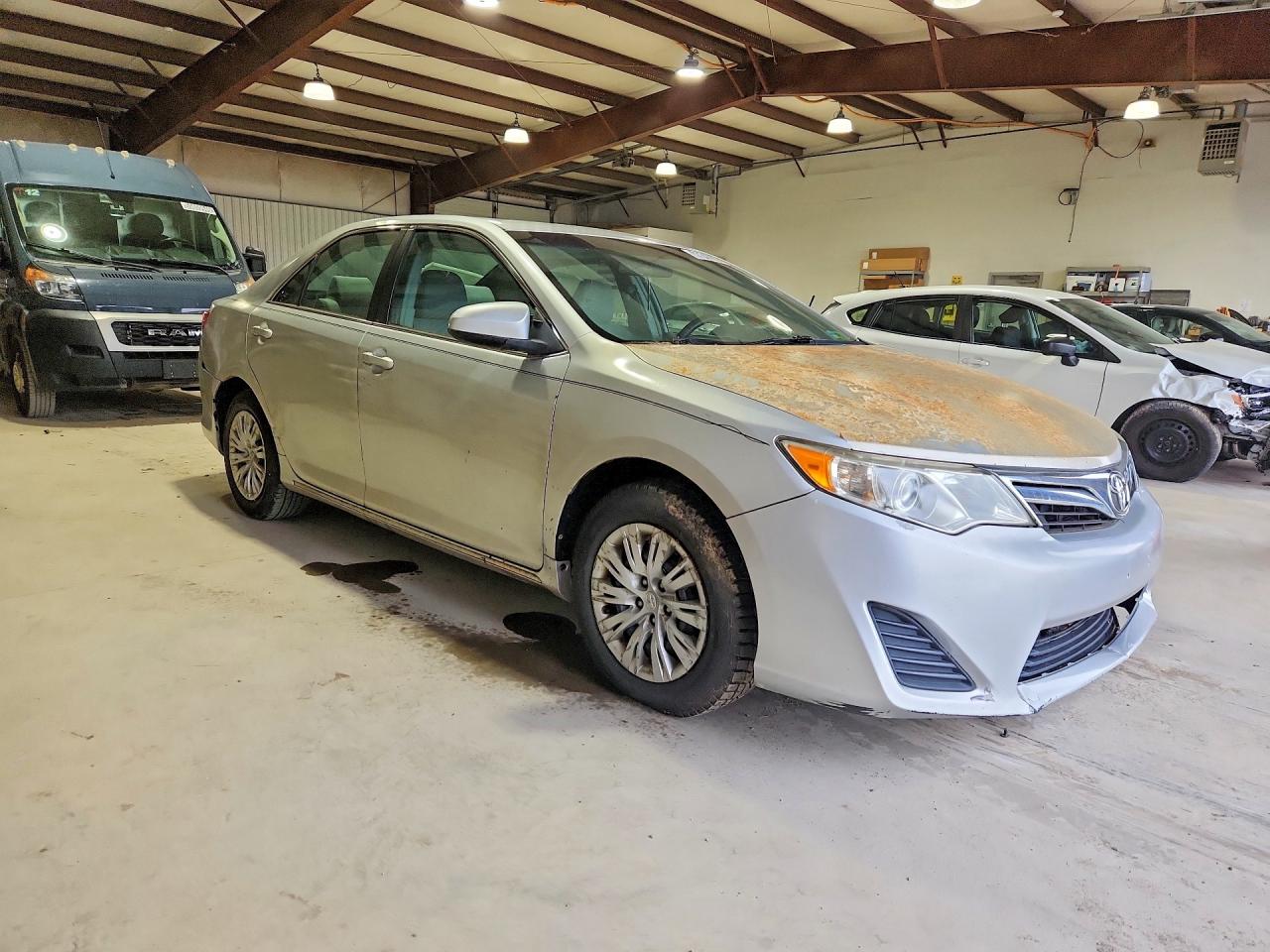2012 Toyota Camry Le Silver vin: 4T1BF1FK8CU026327