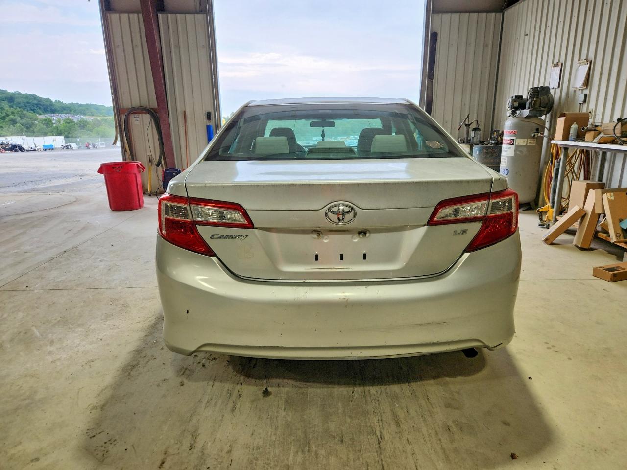 2012 Toyota Camry Le Silver vin: 4T1BF1FK8CU026327