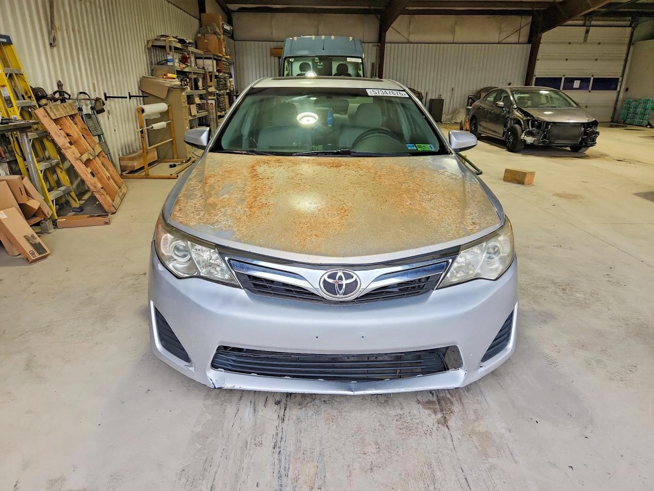 2012 Toyota Camry Le Silver vin: 4T1BF1FK8CU026327