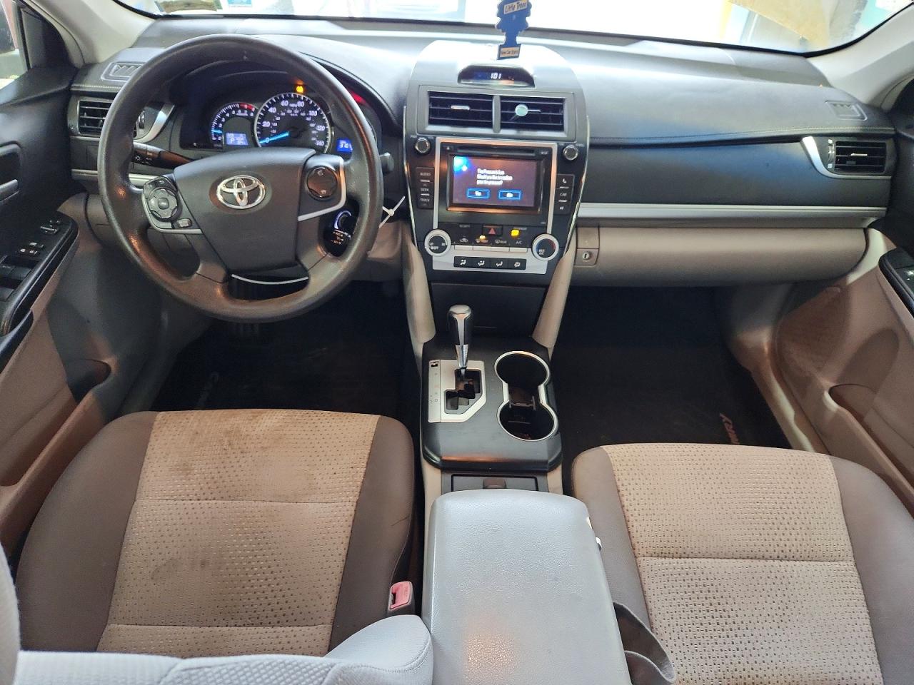 2012 Toyota Camry Le Silver vin: 4T1BF1FK8CU026327