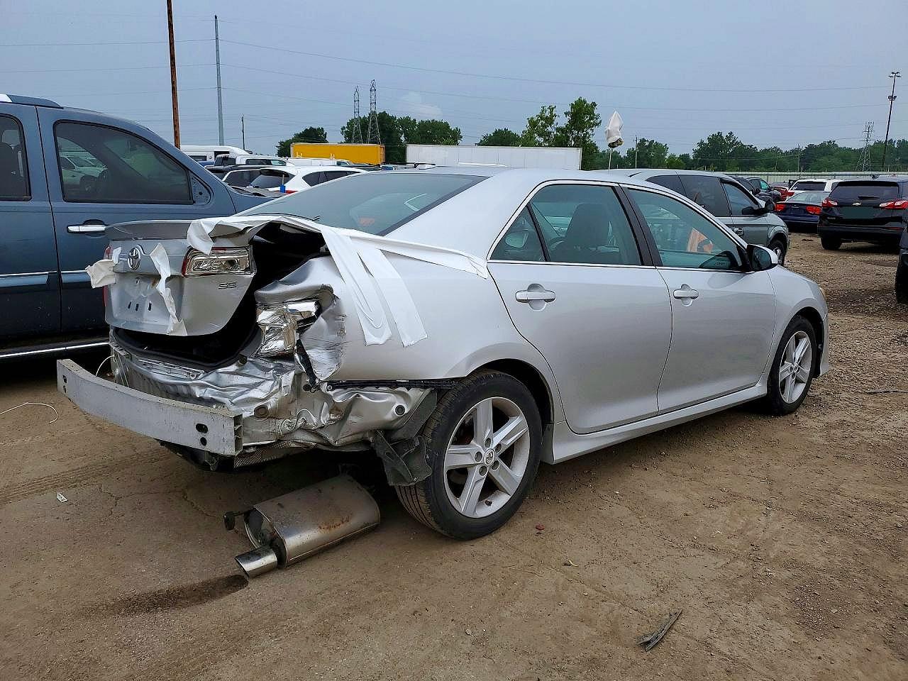 2012 Toyota Camry Se Silver vin: 4T1BF1FK8CU027798