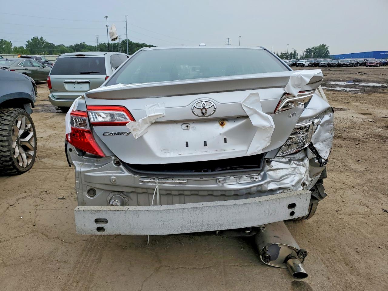 2012 Toyota Camry Se Silver vin: 4T1BF1FK8CU027798