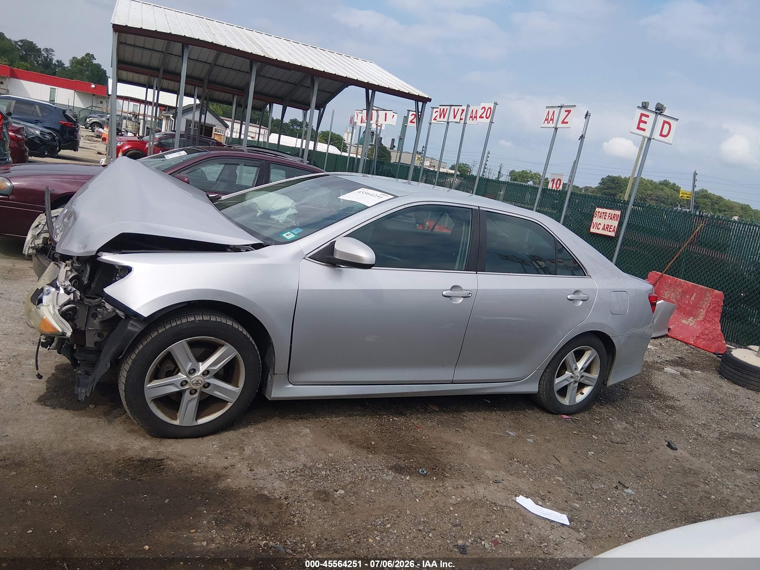 2012 Toyota Camry Se Silver vin: 4T1BF1FK8CU032404