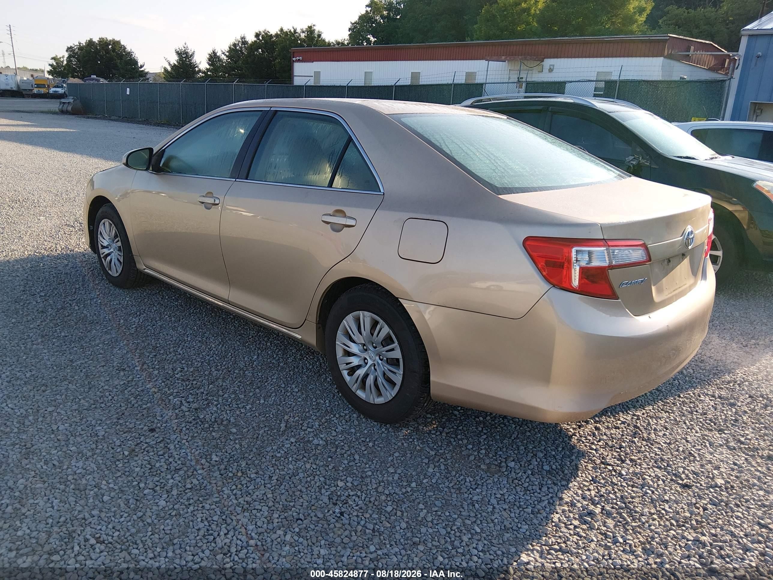 2012 Toyota Camry Le Champagne vin: 4T1BF1FK8CU041975